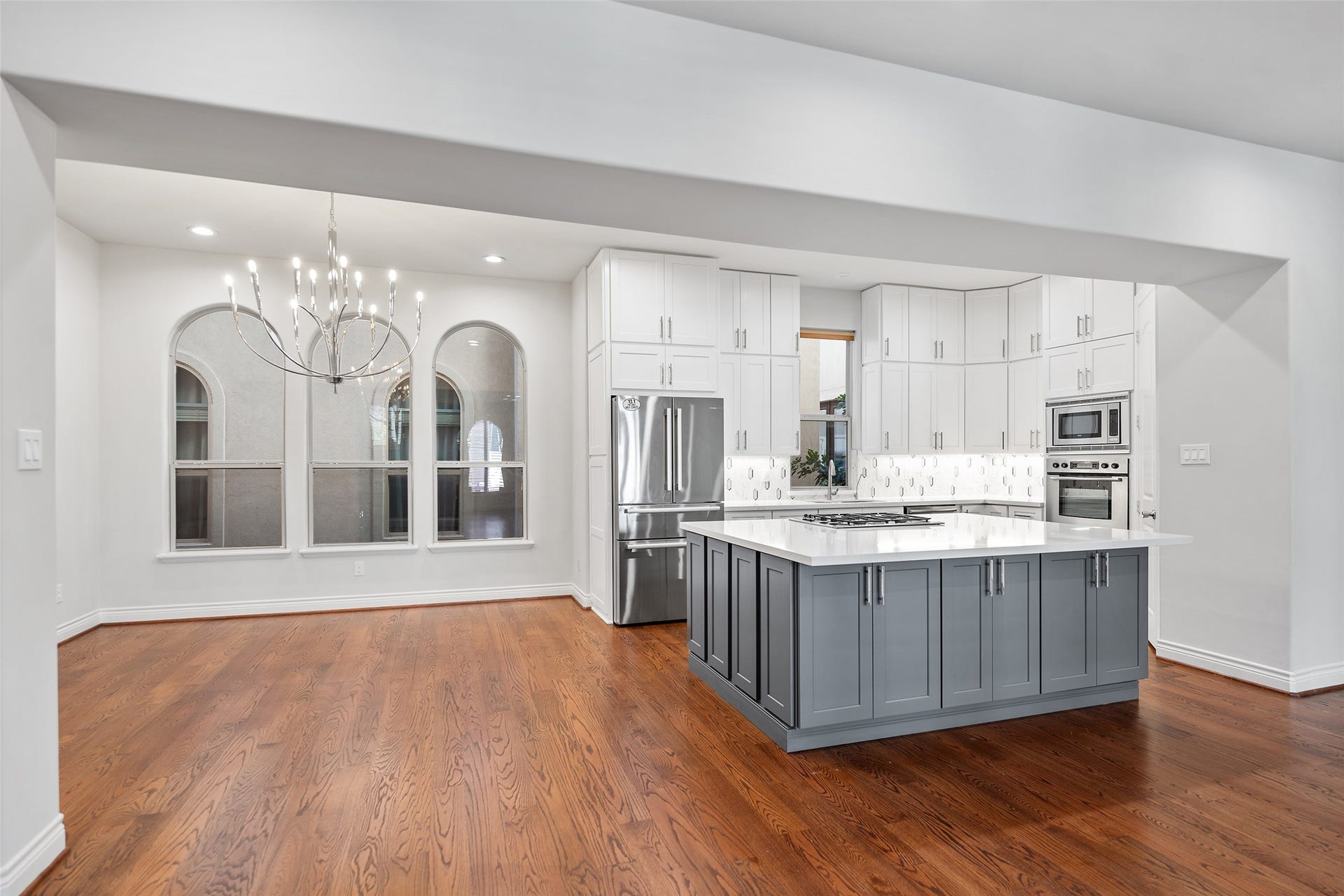 2105 Crocker Street, Houston, TX 77006 2105 Crocker Street, Houston, TX 77006