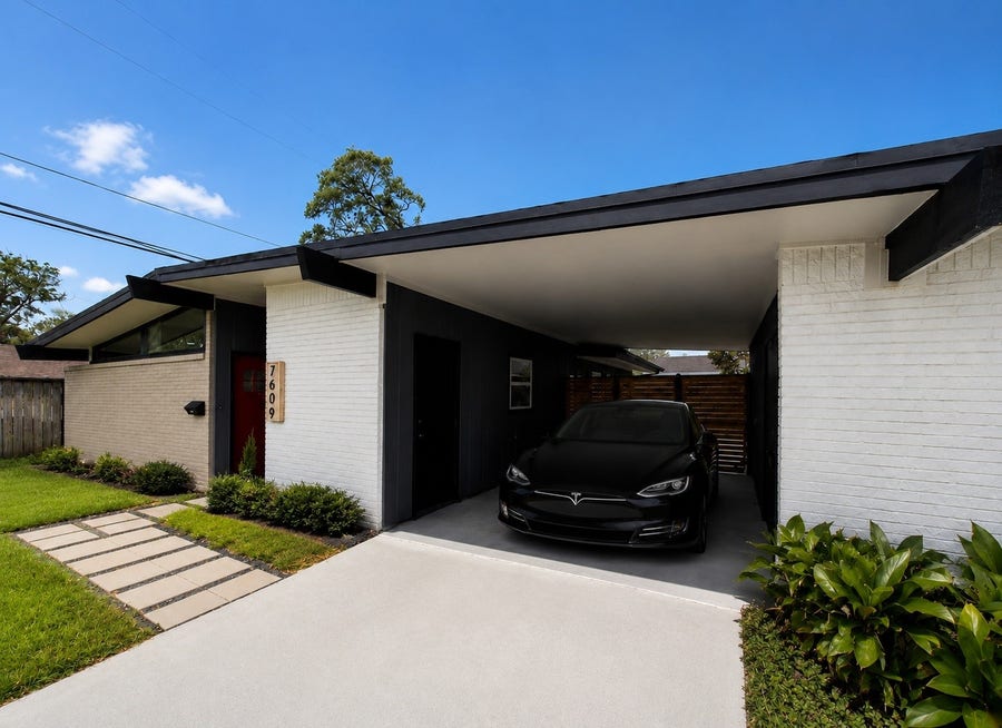 Property photo for 7609 Amelia Road, Houston, TX