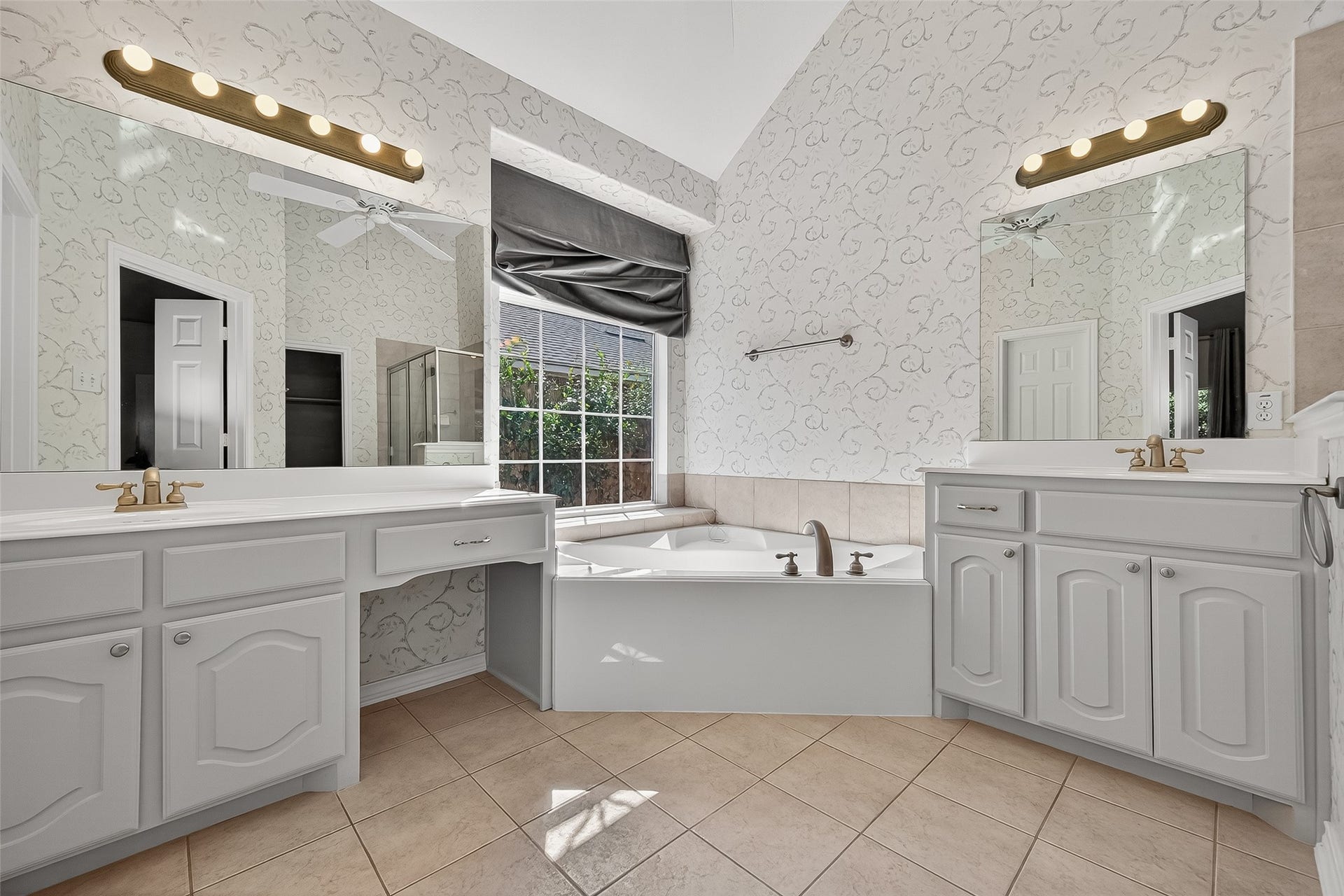 2223 Fern Mist Lane, Katy, TX 77494 2223 Fern Mist Lane, Katy, TX 77494