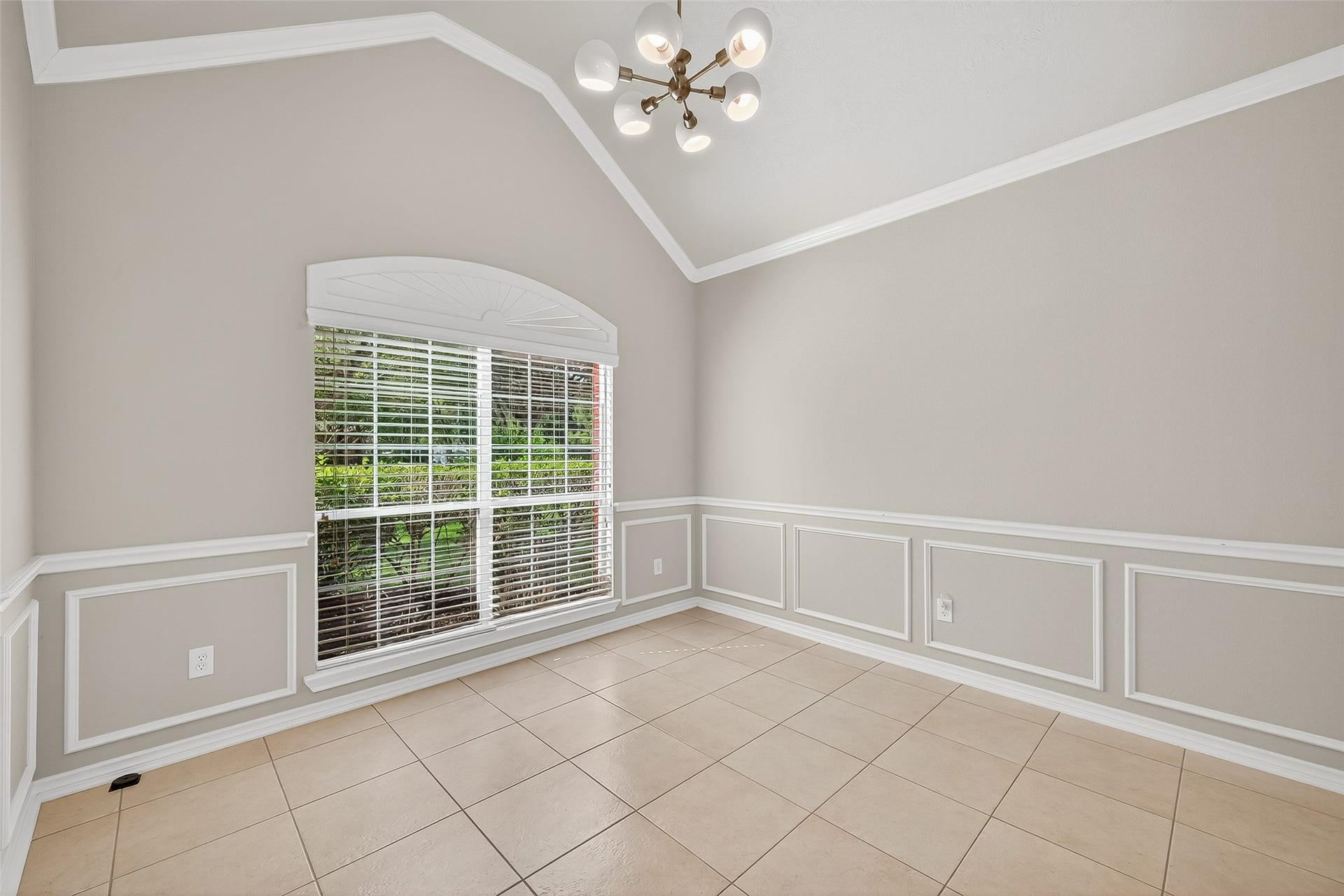 2223 Fern Mist Lane, Katy, TX 77494 2223 Fern Mist Lane, Katy, TX 77494