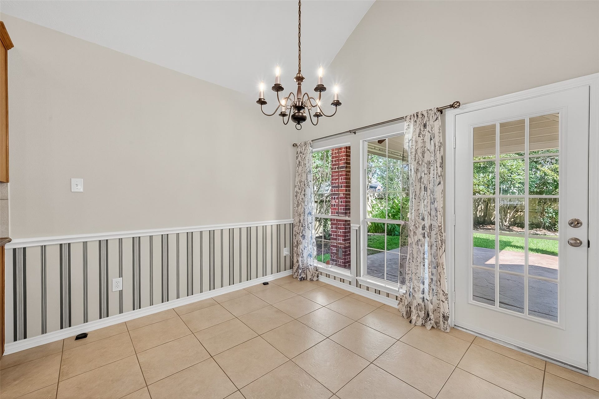2223 Fern Mist Lane, Katy, TX 77494 2223 Fern Mist Lane, Katy, TX 77494