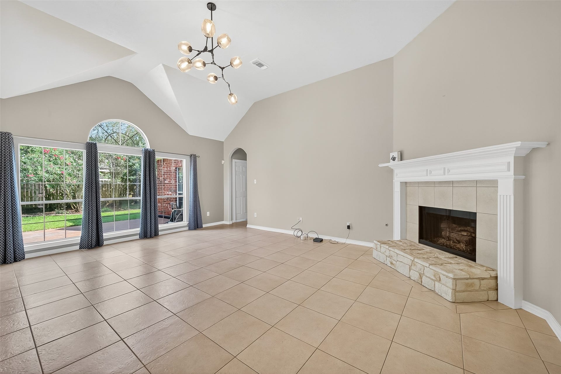 2223 Fern Mist Lane, Katy, TX 77494 2223 Fern Mist Lane, Katy, TX 77494