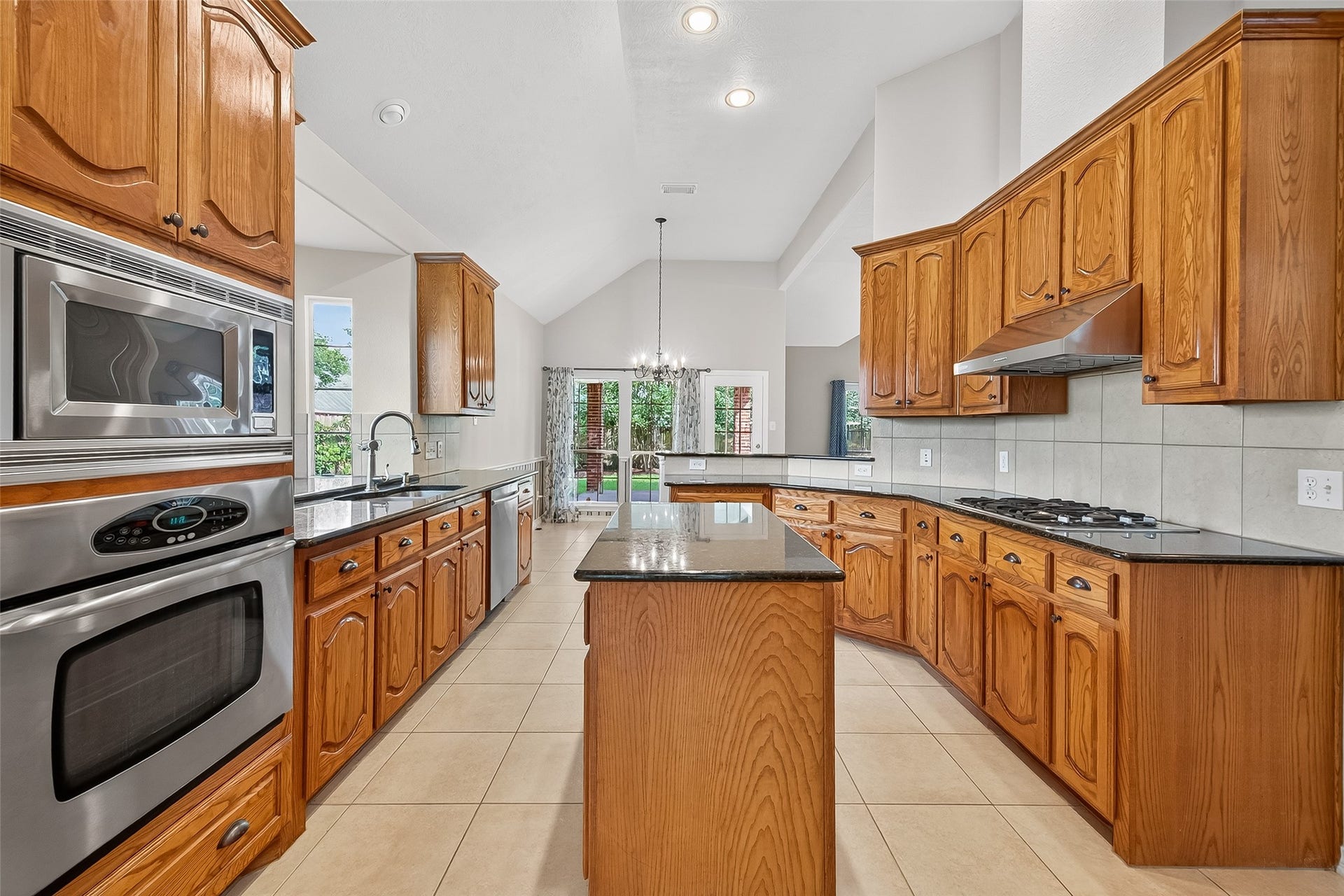 2223 Fern Mist Lane, Katy, TX 77494 2223 Fern Mist Lane, Katy, TX 77494