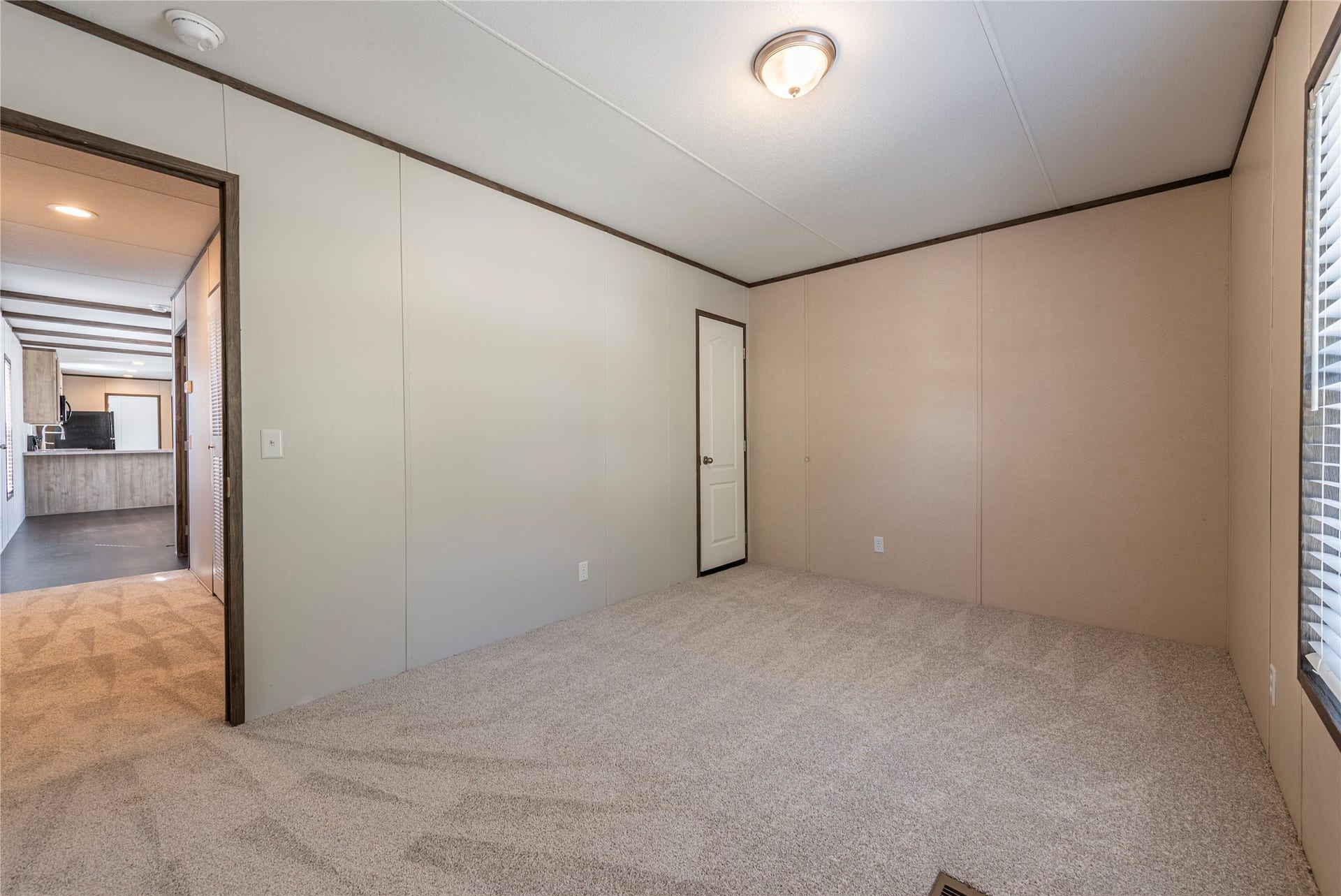 8700 Patricia Lane, #29, Hitchcock, TX 77563