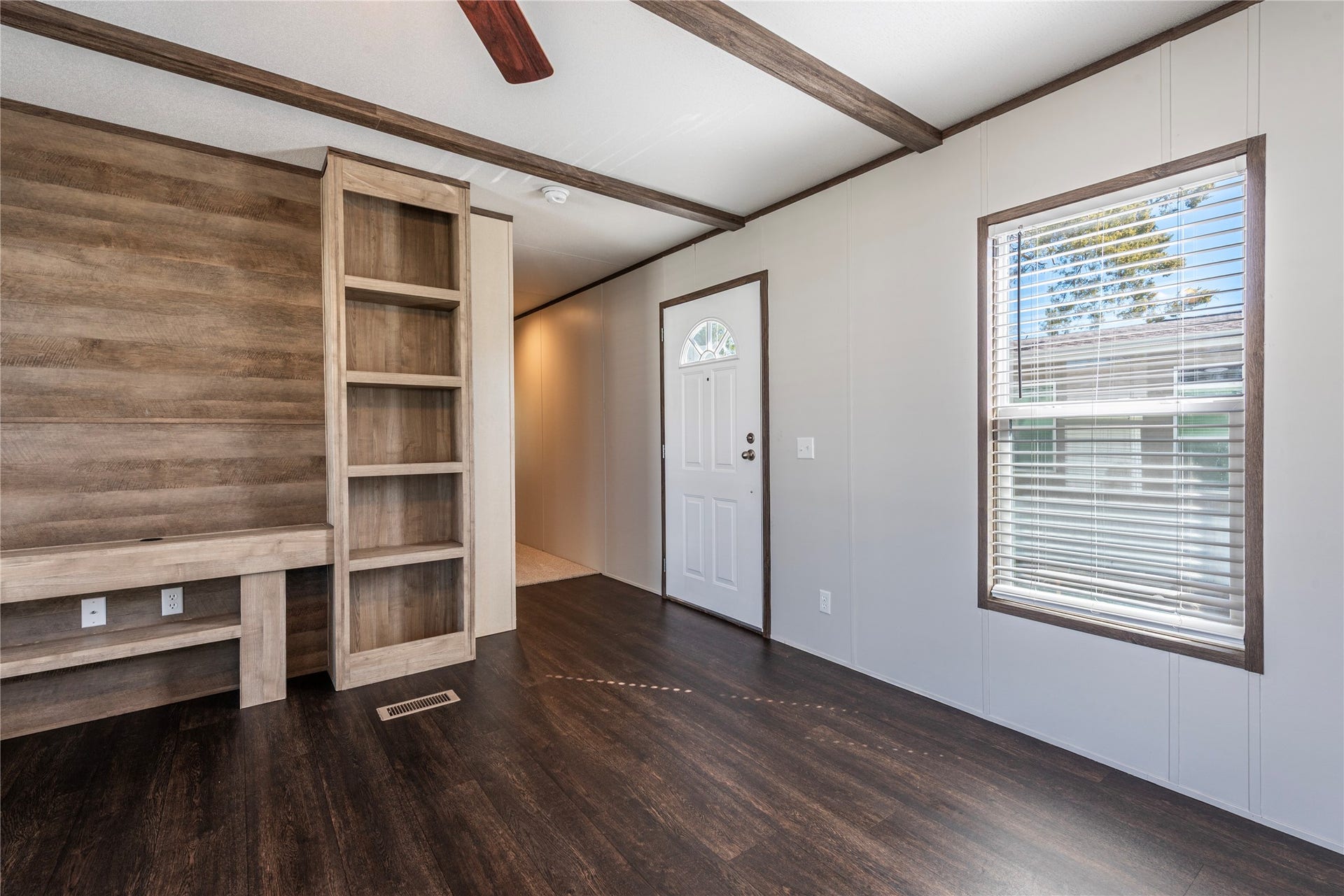 8700 Patricia Lane, #29, Hitchcock, TX 77563