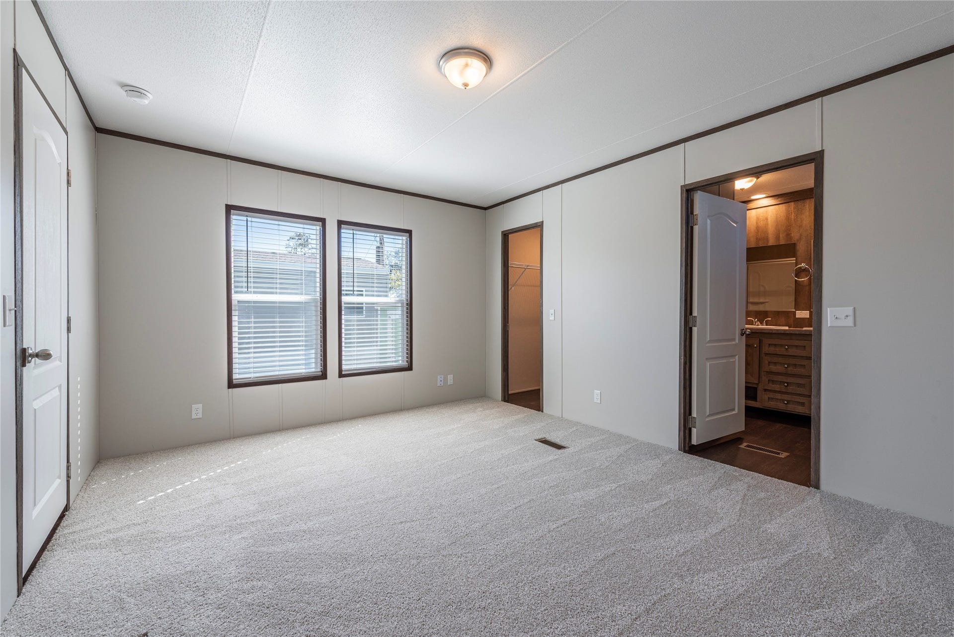 8700 Patricia Lane, #29, Hitchcock, TX 77563