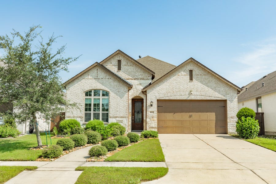Property photo for 4015 Shackleton Court, Iowa Colony, TX