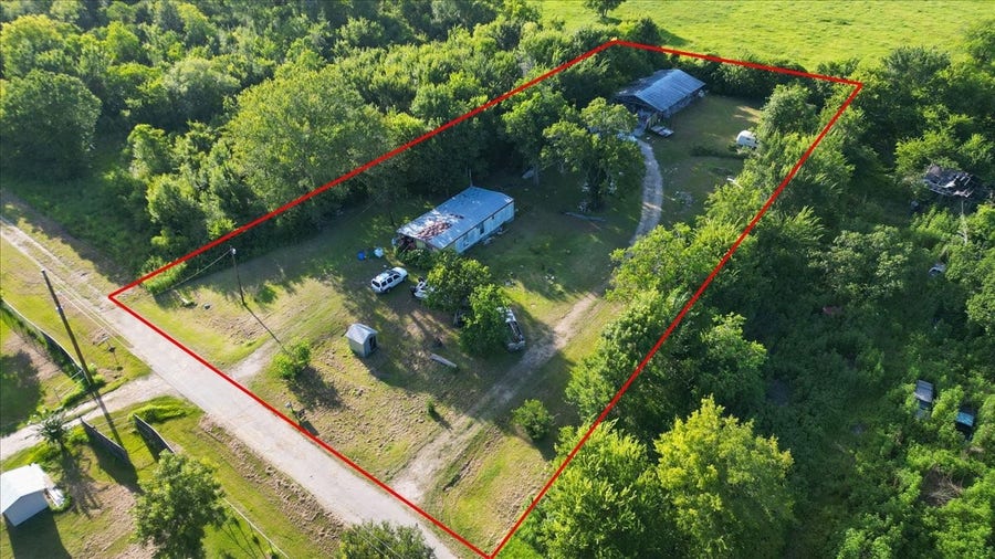 Property photo for 7041 Pollard Drive, Manvel, TX