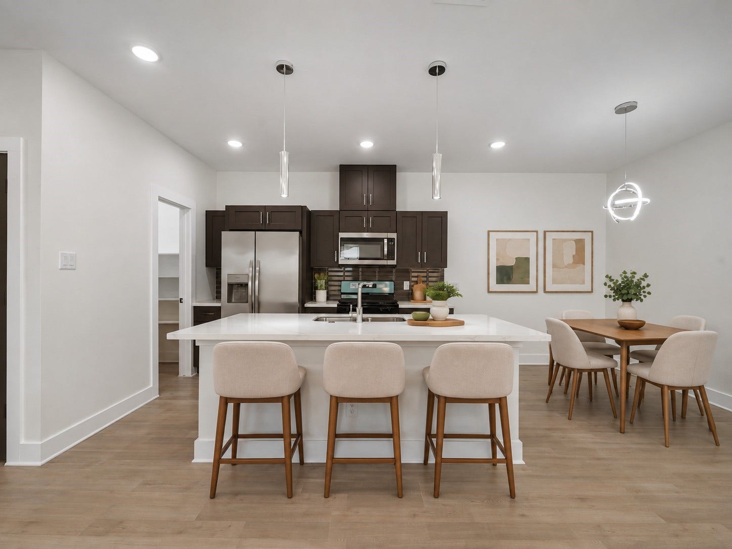 8122 Double Avenue, #B, Houston, TX 77088 Virtually staged kitchen/dining area