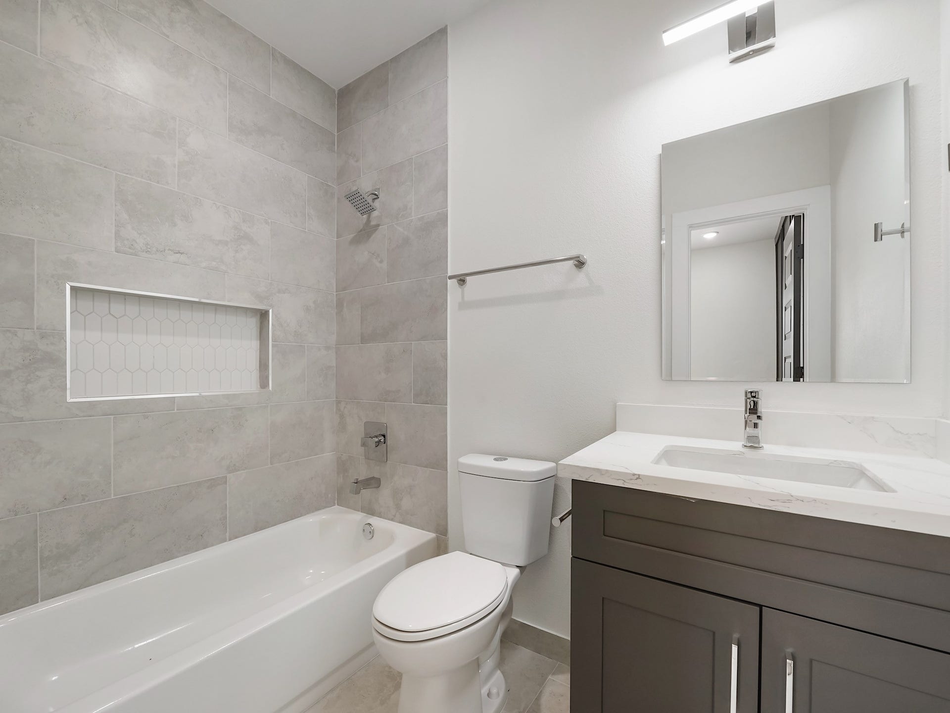 8122 Double Avenue, #B, Houston, TX 77088 8122 Double Avenue, #B, Houston, TX 77088
