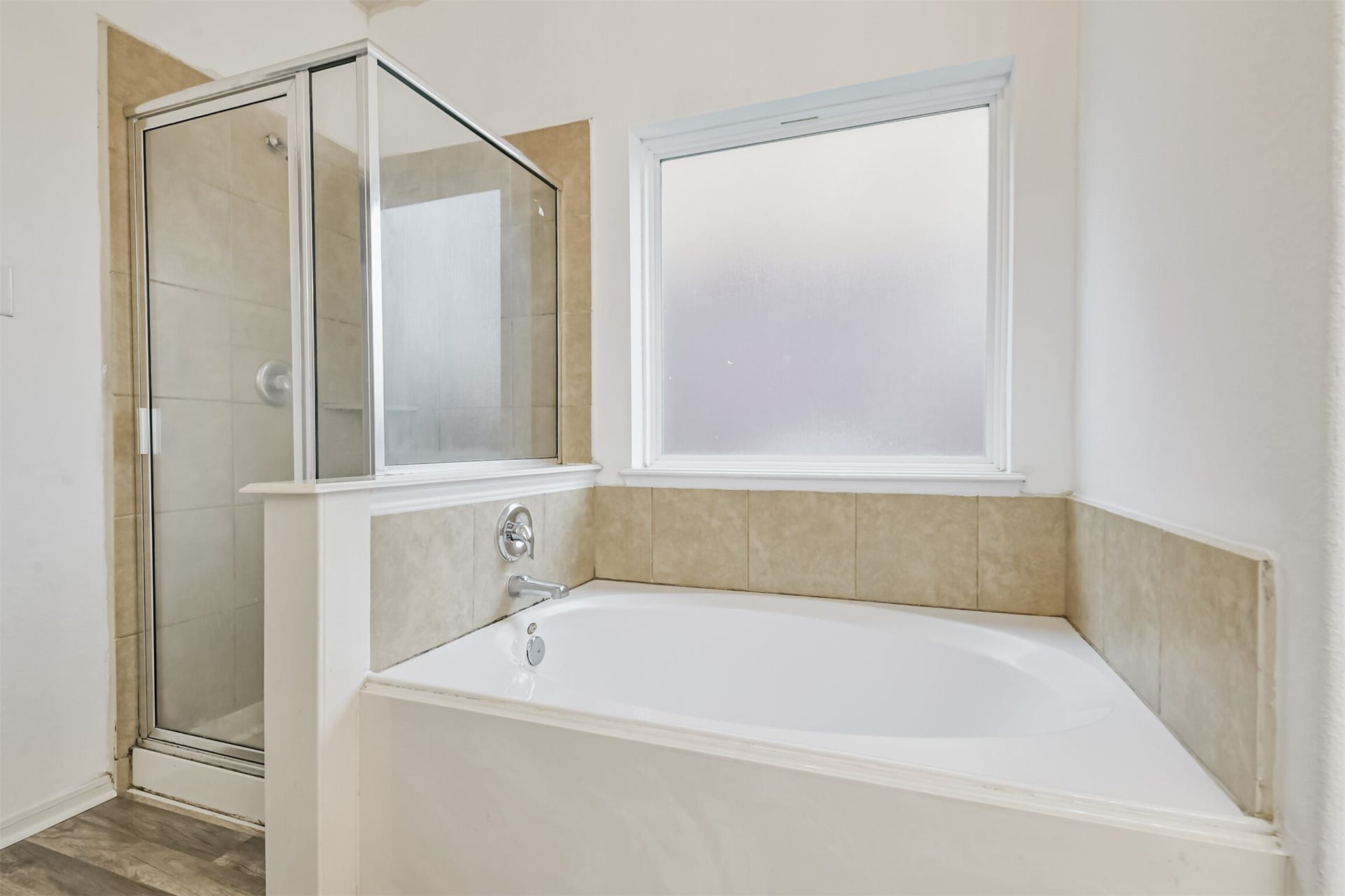 1230 Newsome Glenn Drive, Houston, TX 77090 1230 Newsome Glenn Drive, Houston, TX 77090