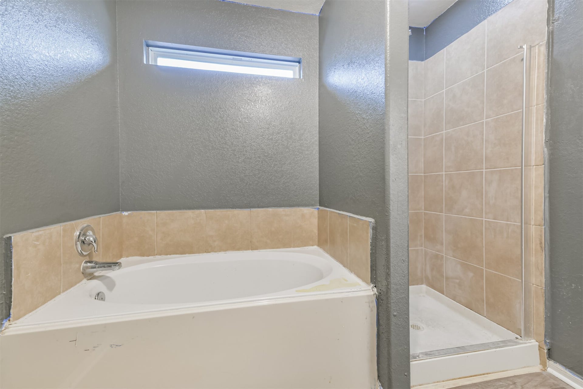 1230 Newsome Glenn Drive, Houston, TX 77090 1230 Newsome Glenn Drive, Houston, TX 77090