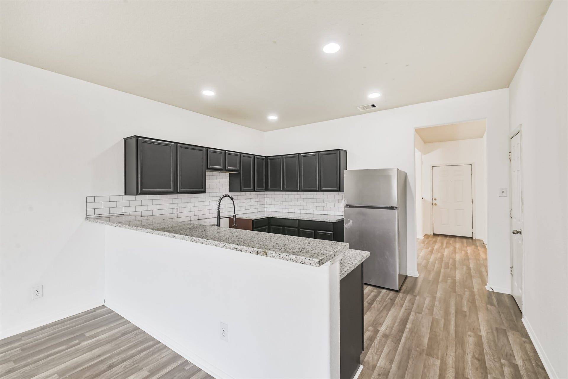 1230 Newsome Glenn Drive, Houston, TX 77090 1230 Newsome Glenn Drive, Houston, TX 77090