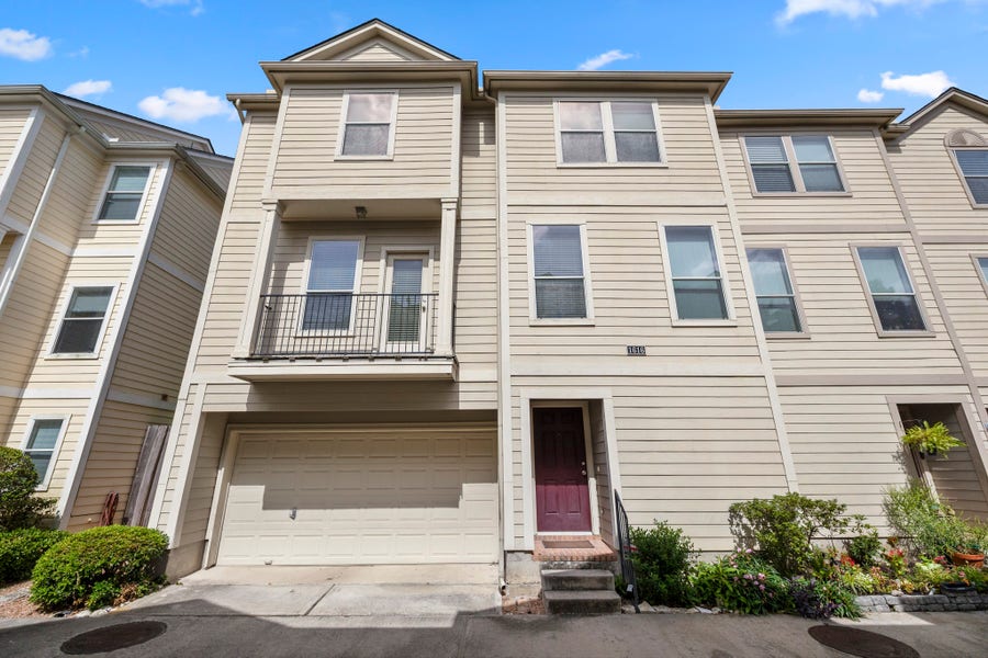 Property photo for 1616 W 25th Street, Houston, TX
