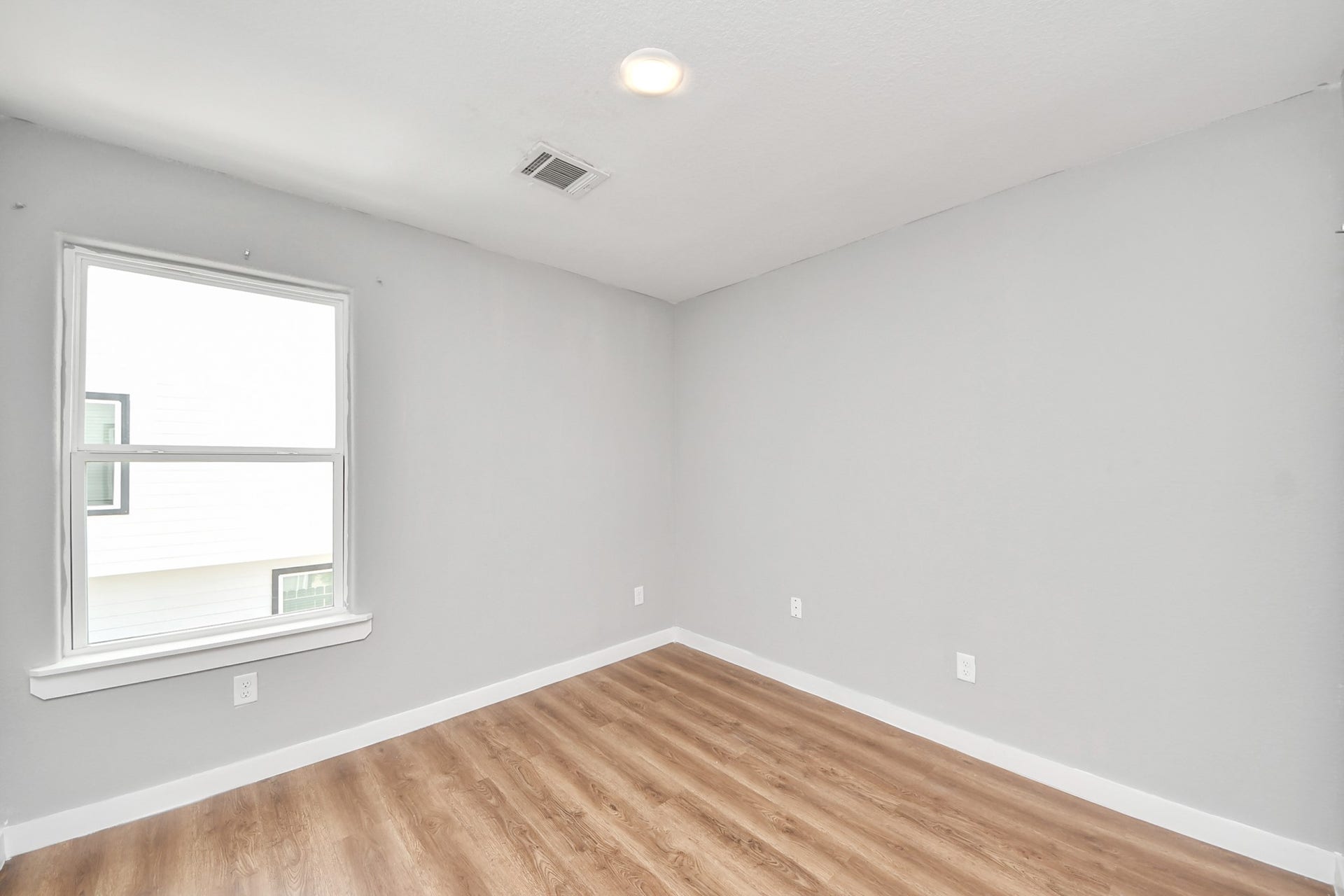 8125 Eastover Street, #B, Houston, TX 77028 8125 Eastover Street, #B, Houston, TX 77028