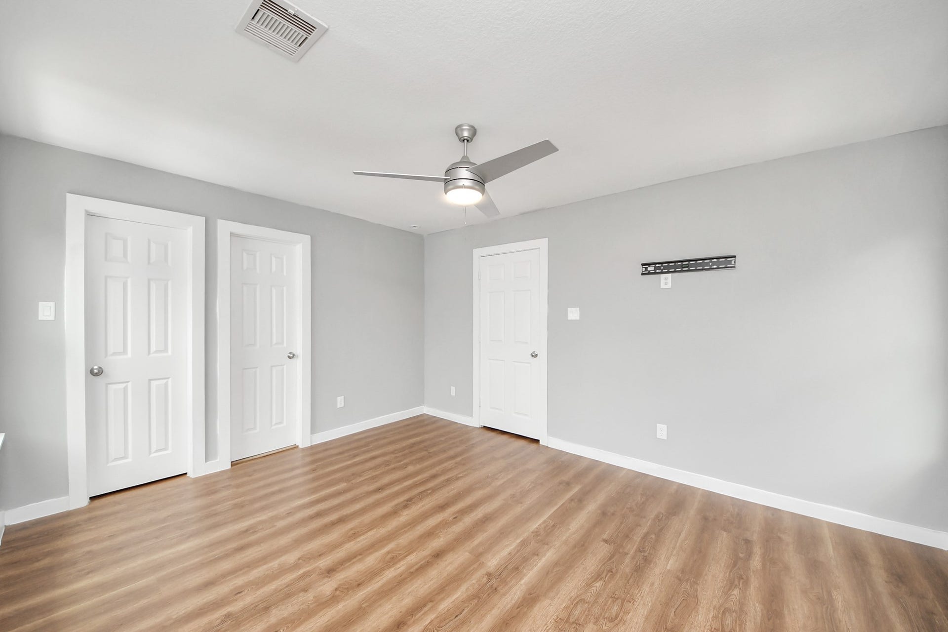 8125 Eastover Street, #B, Houston, TX 77028 8125 Eastover Street, #B, Houston, TX 77028