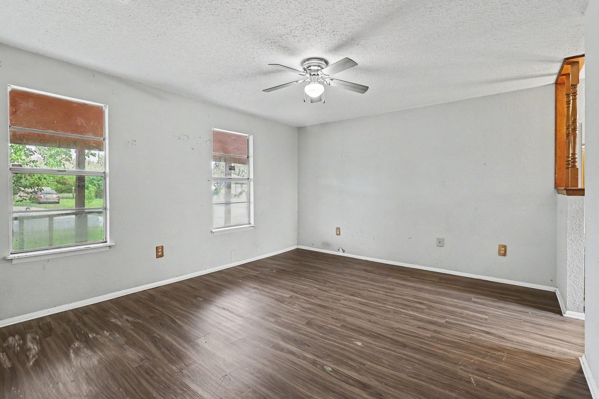 901 Westmont Drive, Houston, TX 77015 901 Westmont Drive, Houston, TX 77015