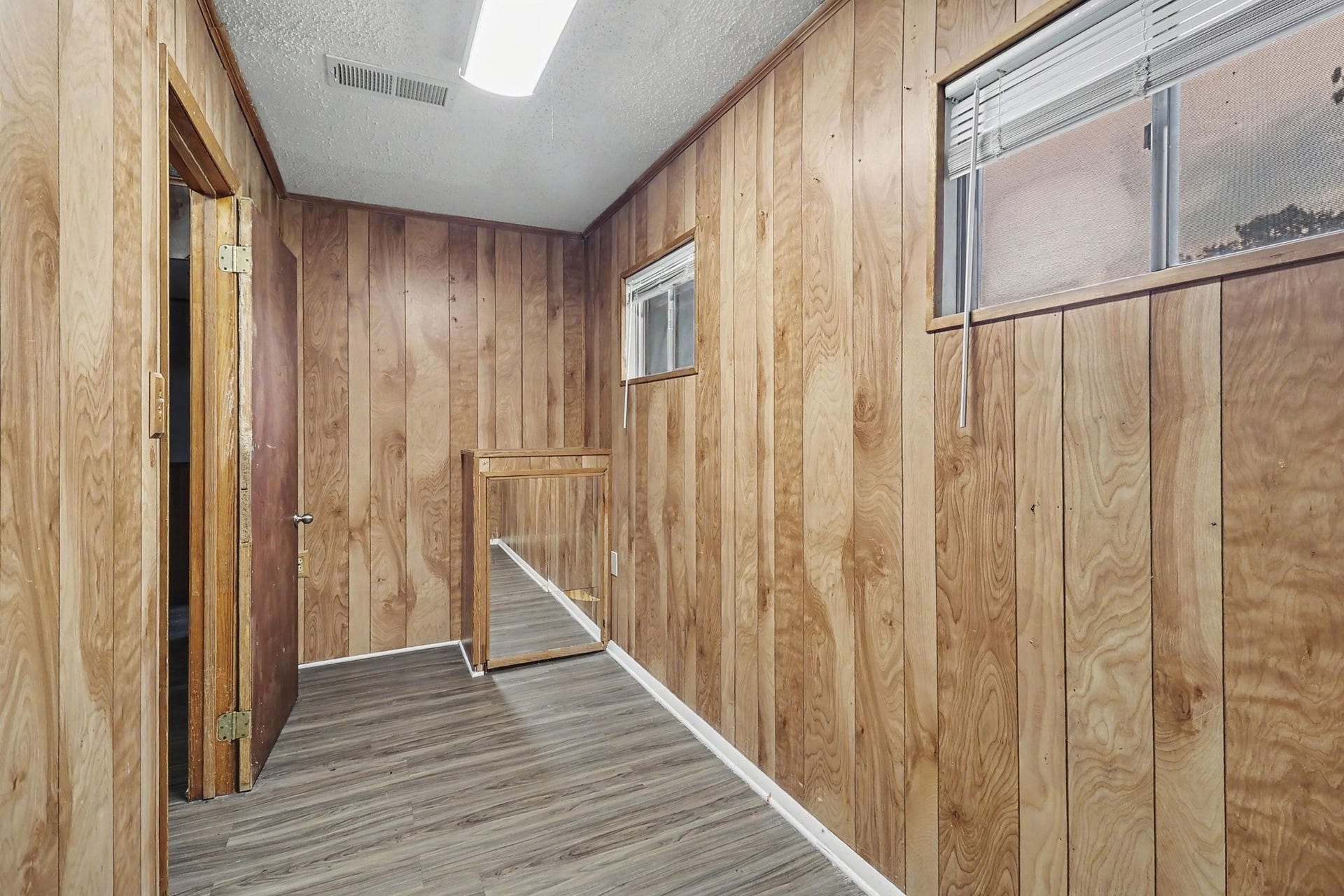 901 Westmont Drive, Houston, TX 77015 901 Westmont Drive, Houston, TX 77015
