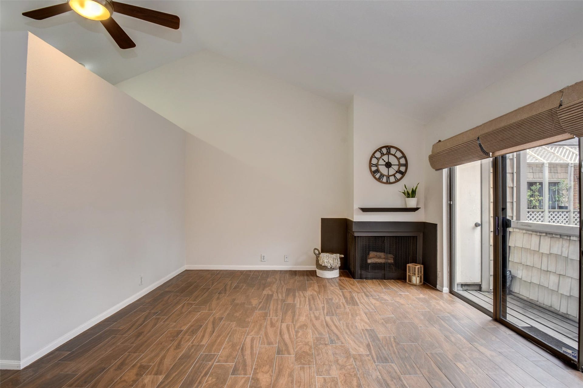 2829 Timmons Lane, #138, Houston, TX 77027 2829 Timmons Lane, #138, Houston, TX 77027