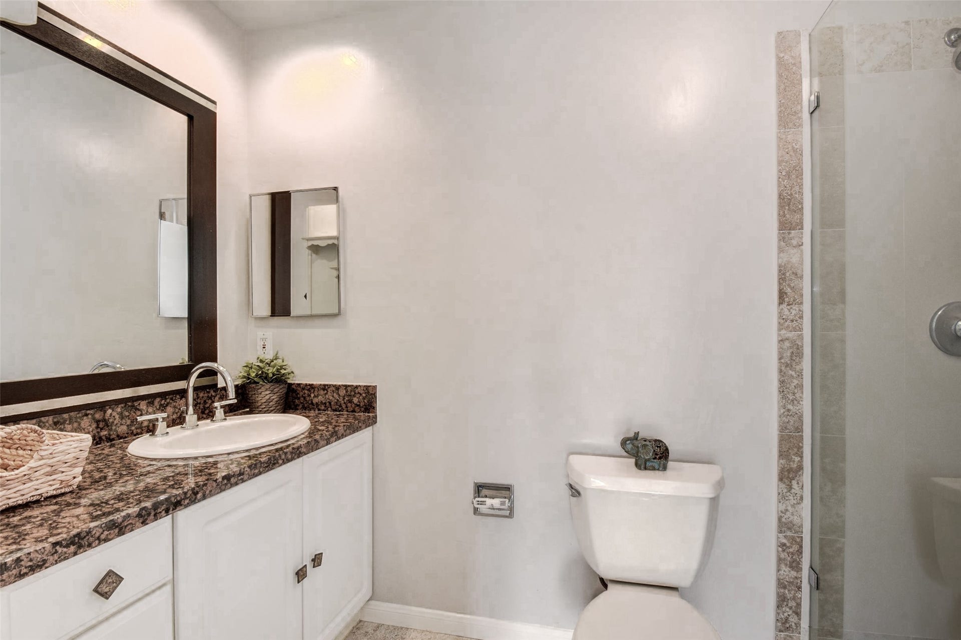 2829 Timmons Lane, #138, Houston, TX 77027 2829 Timmons Lane, #138, Houston, TX 77027