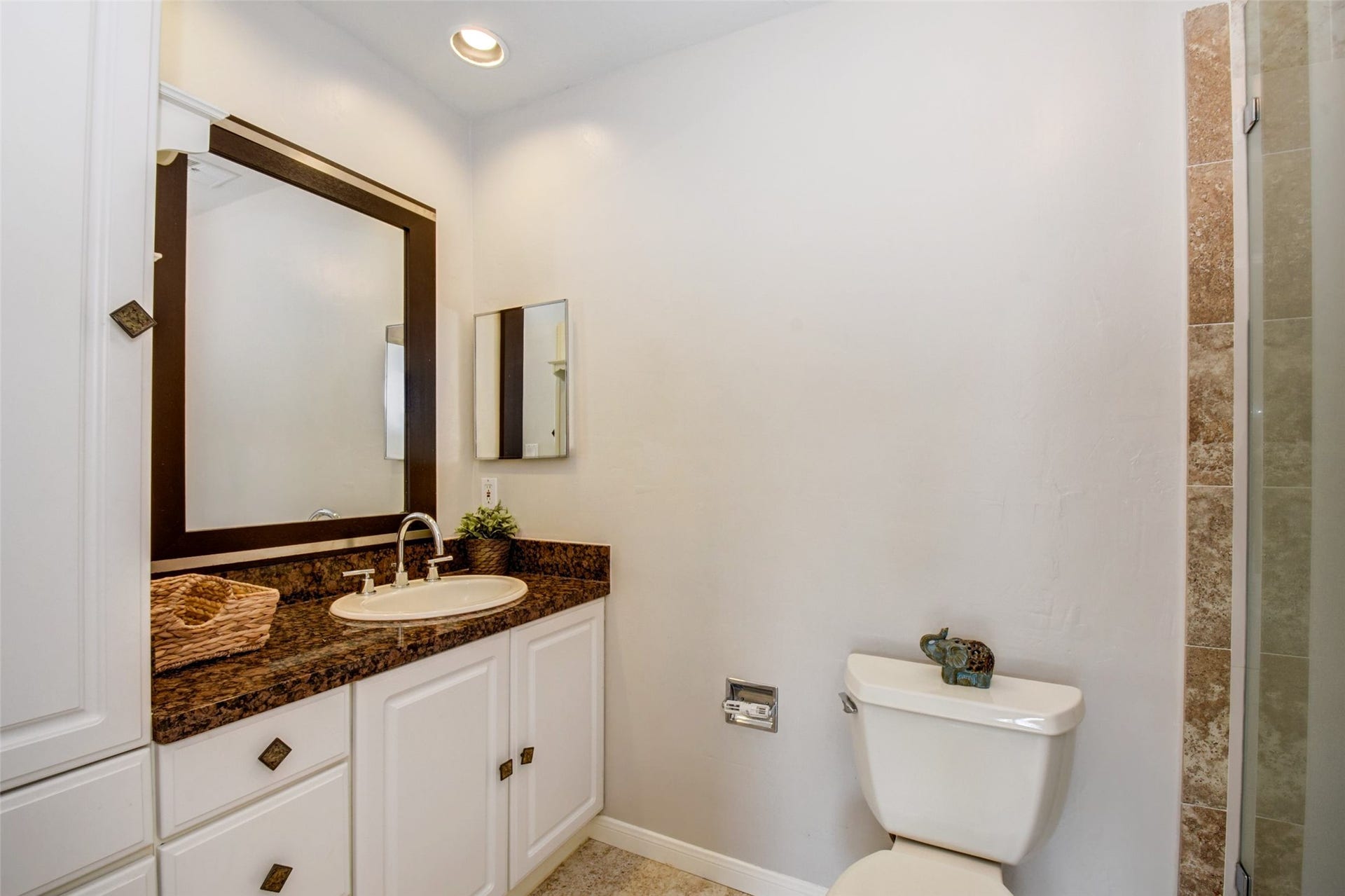 2829 Timmons Lane, #138, Houston, TX 77027 2829 Timmons Lane, #138, Houston, TX 77027