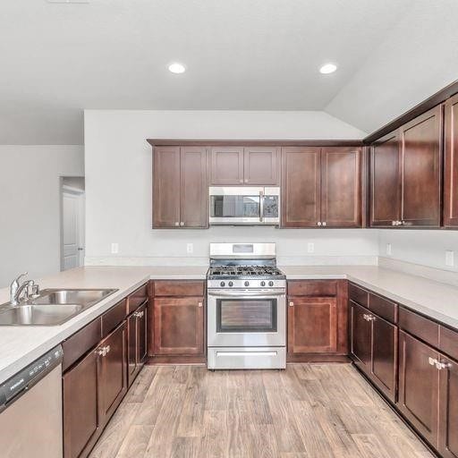 1827 Gibbons Creek Drive, Rosenberg, TX 77469 1827 Gibbons Creek Drive, Rosenberg, TX 77469