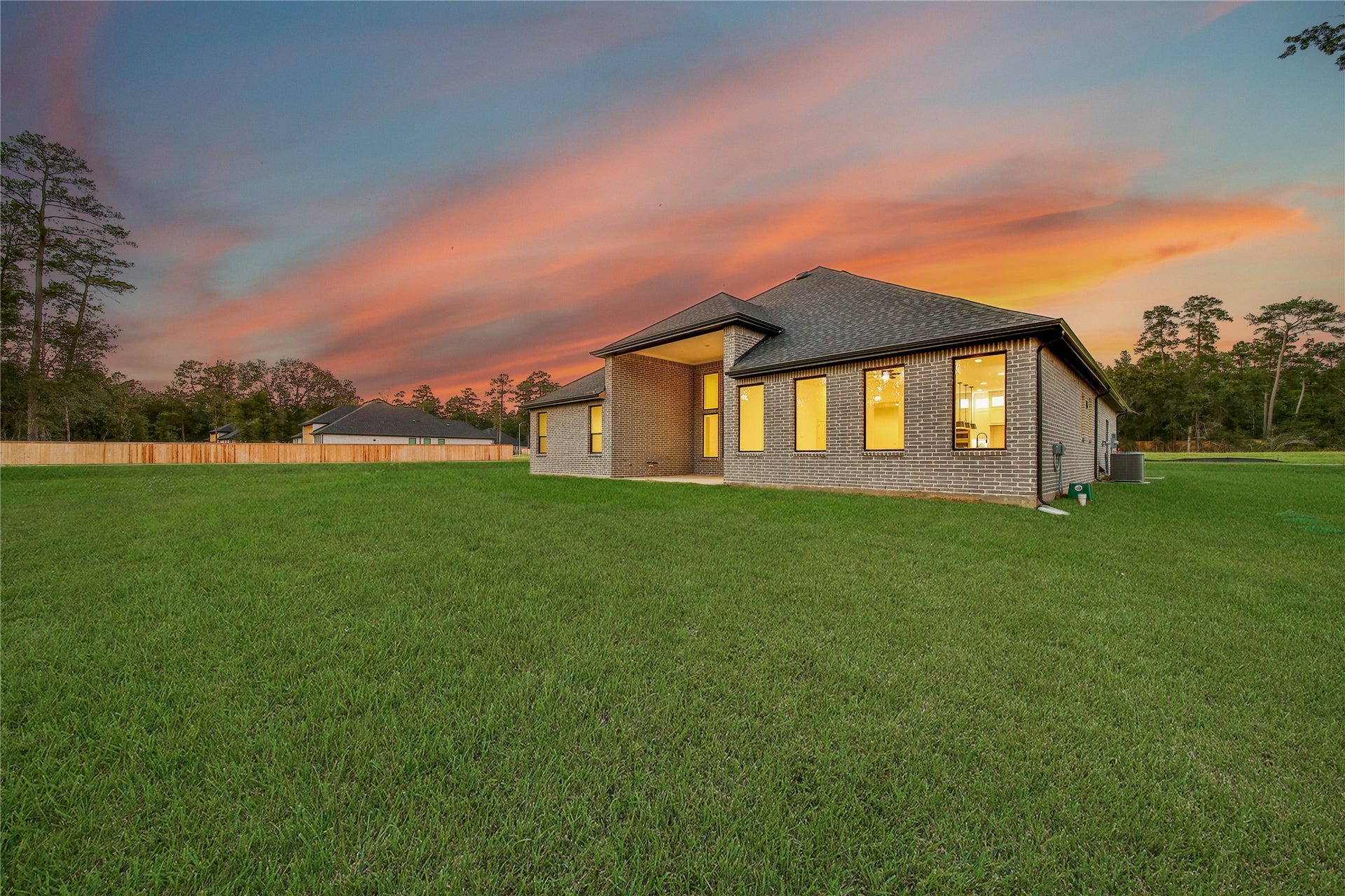 343 Louvenia Court, Pinehurst, TX 77362 343 Louvenia Court, Pinehurst, TX 77362