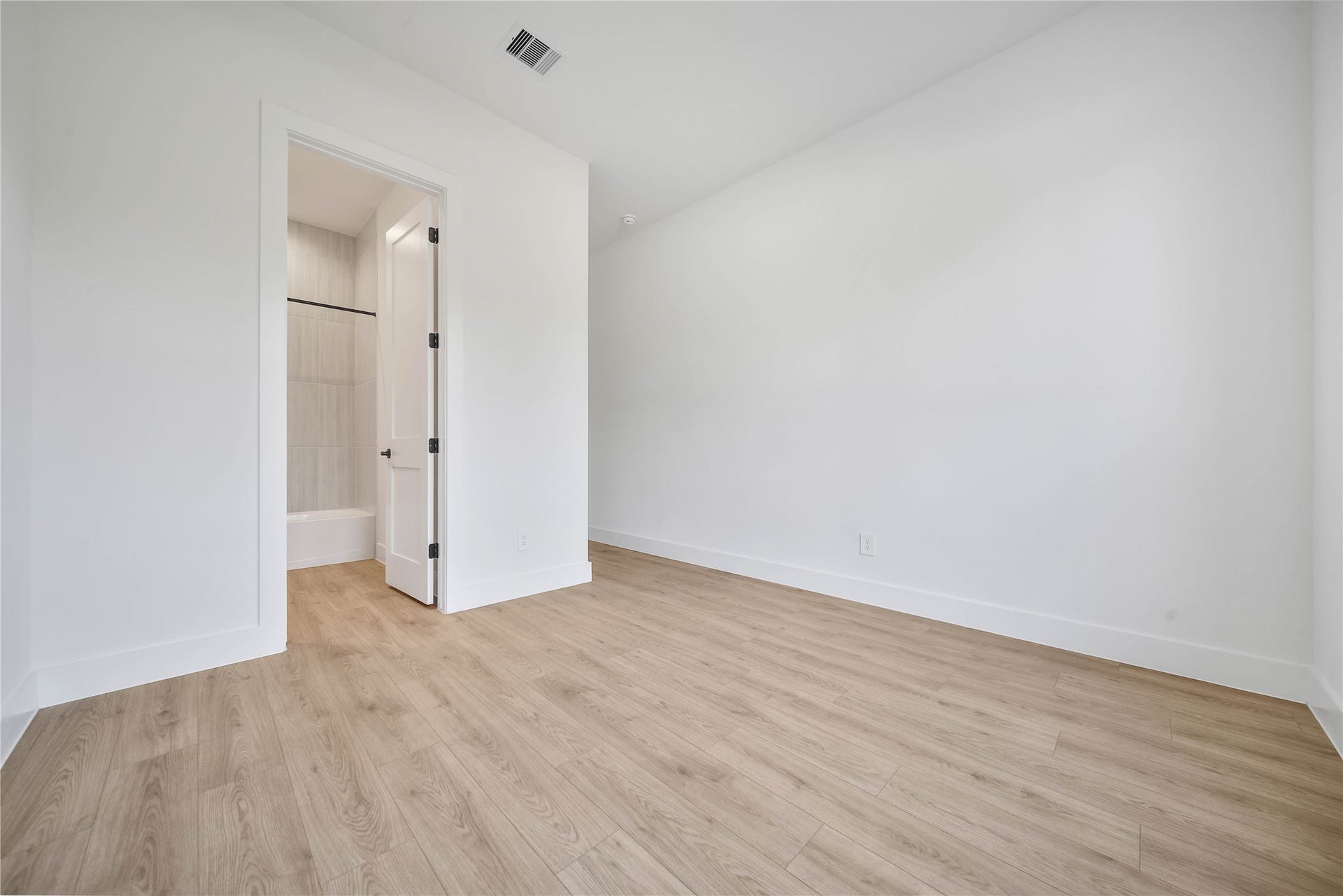 343 Louvenia Court, Pinehurst, TX 77362 343 Louvenia Court, Pinehurst, TX 77362