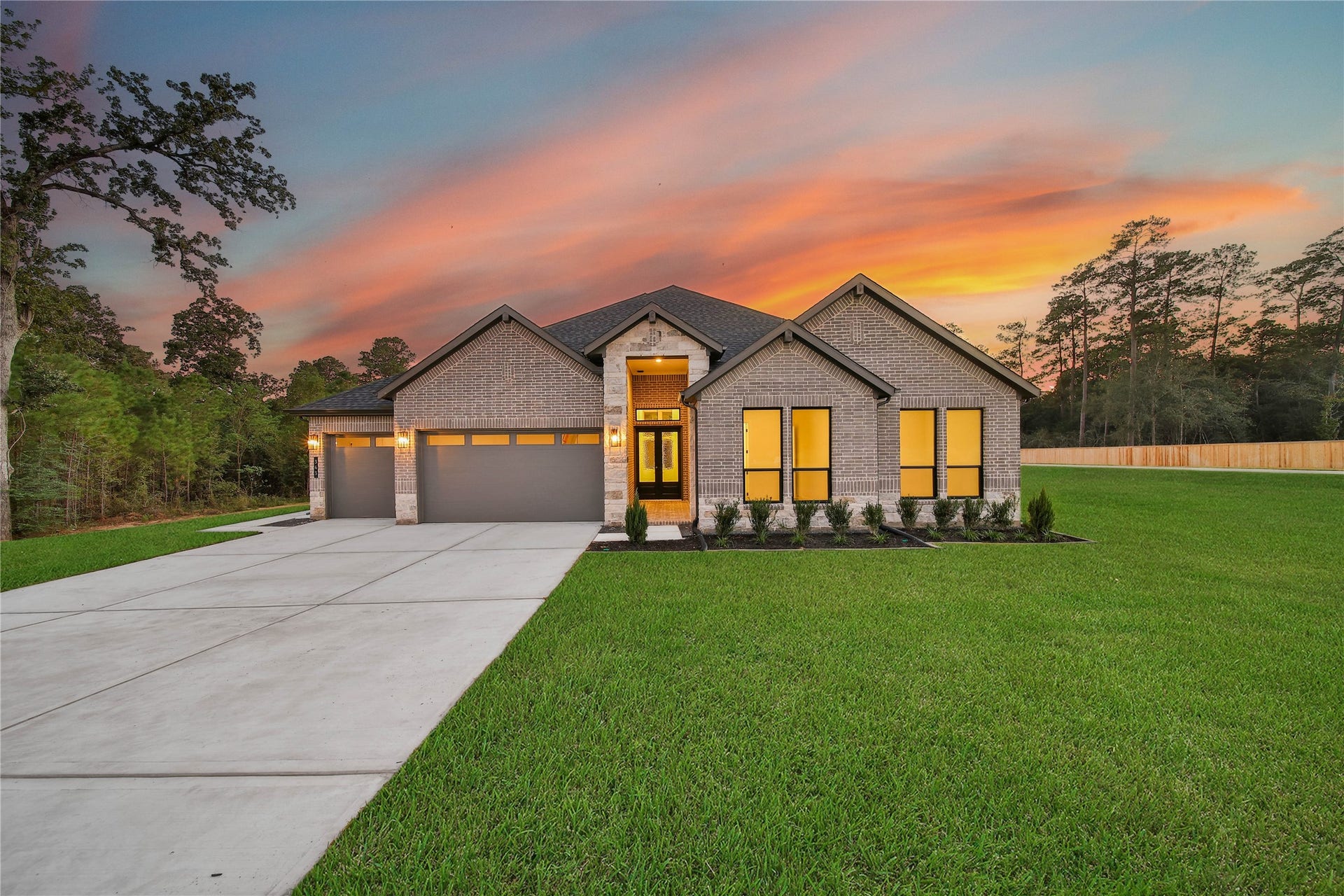 343 Louvenia Court, Pinehurst, TX 77362 343 Louvenia Court, Pinehurst, TX 77362