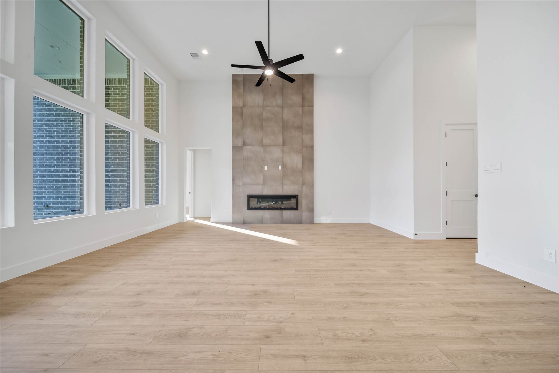343 Louvenia Court, Pinehurst, TX 77362 343 Louvenia Court, Pinehurst, TX 77362