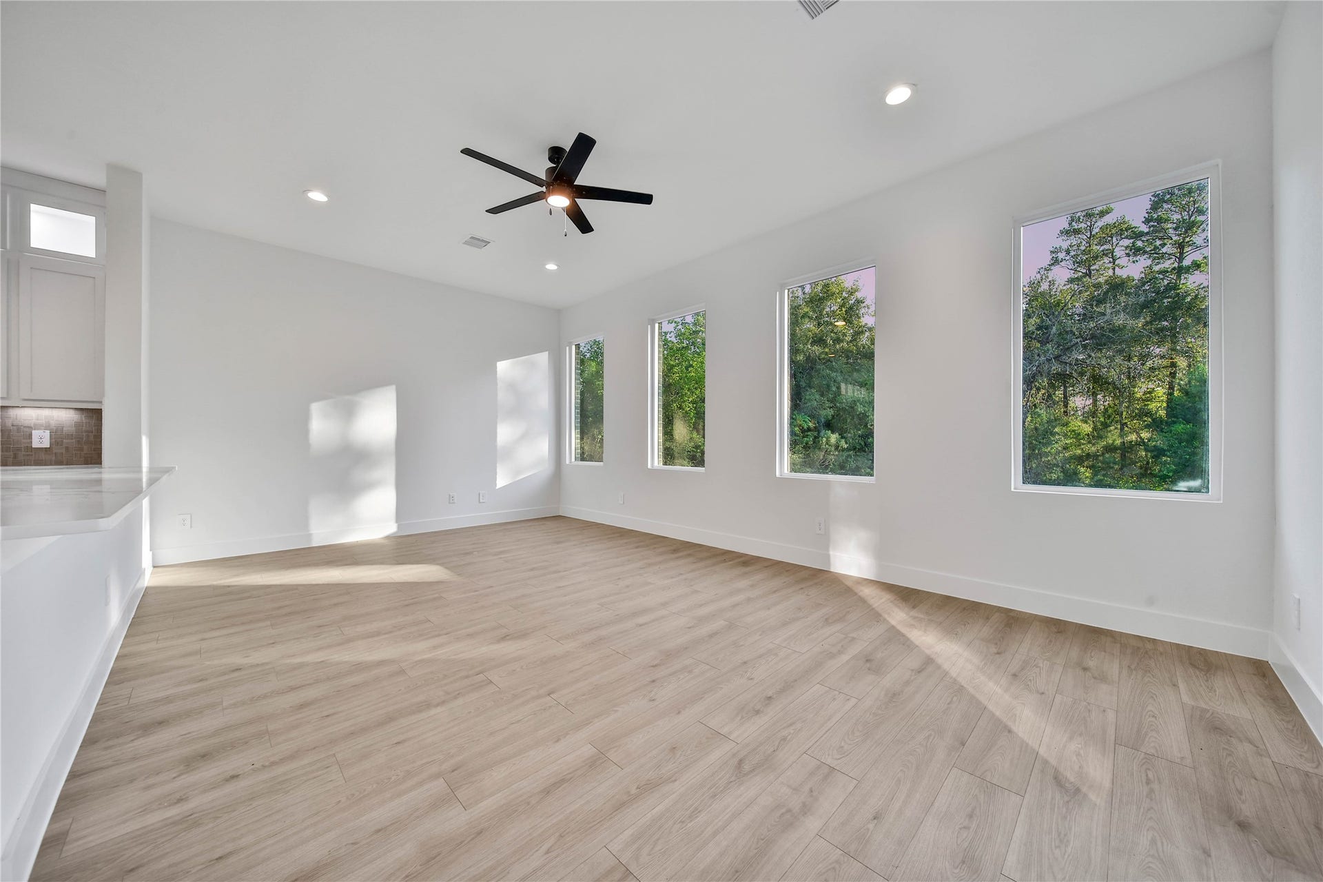 343 Louvenia Court, Pinehurst, TX 77362 343 Louvenia Court, Pinehurst, TX 77362