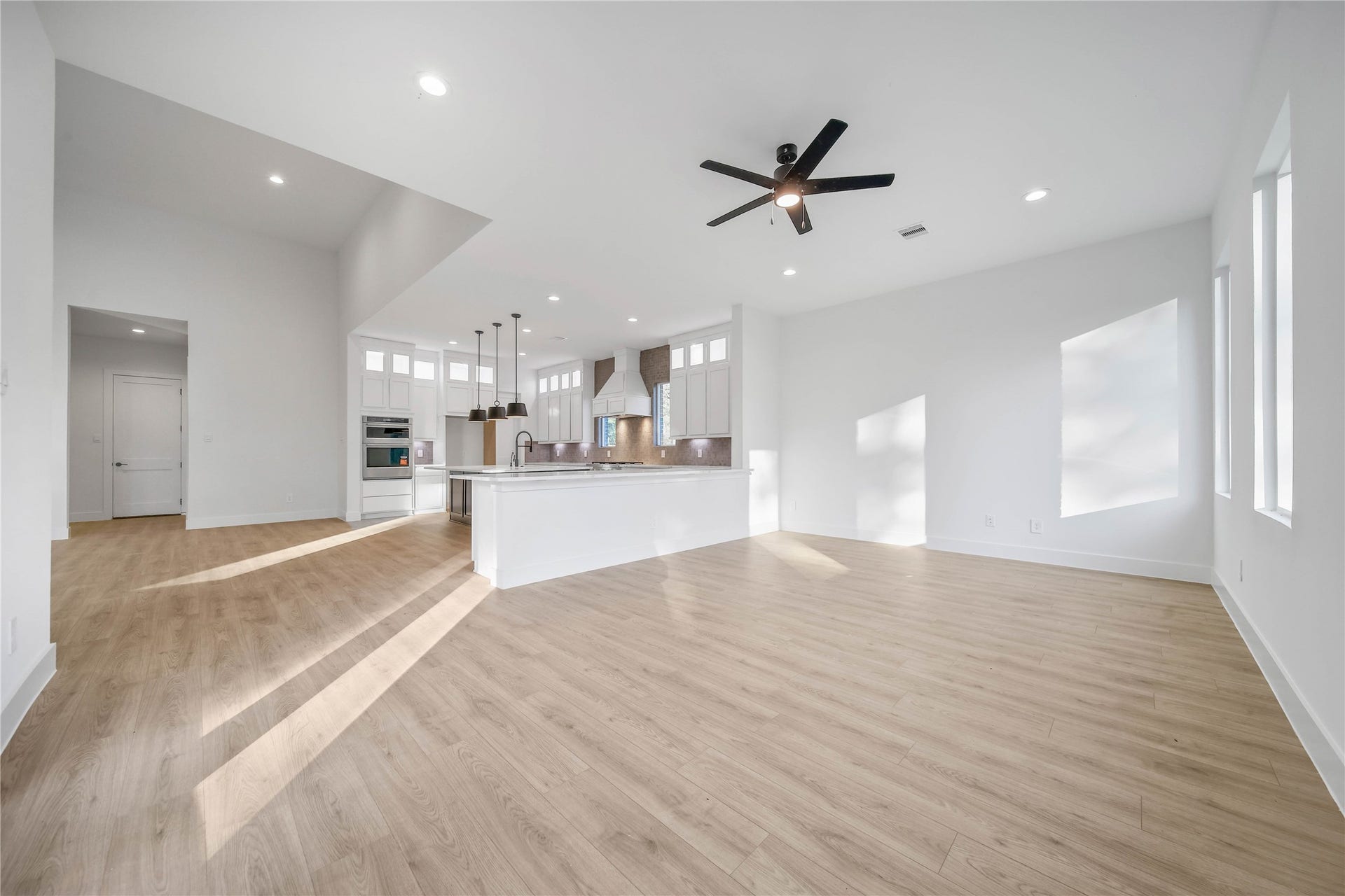 343 Louvenia Court, Pinehurst, TX 77362 343 Louvenia Court, Pinehurst, TX 77362
