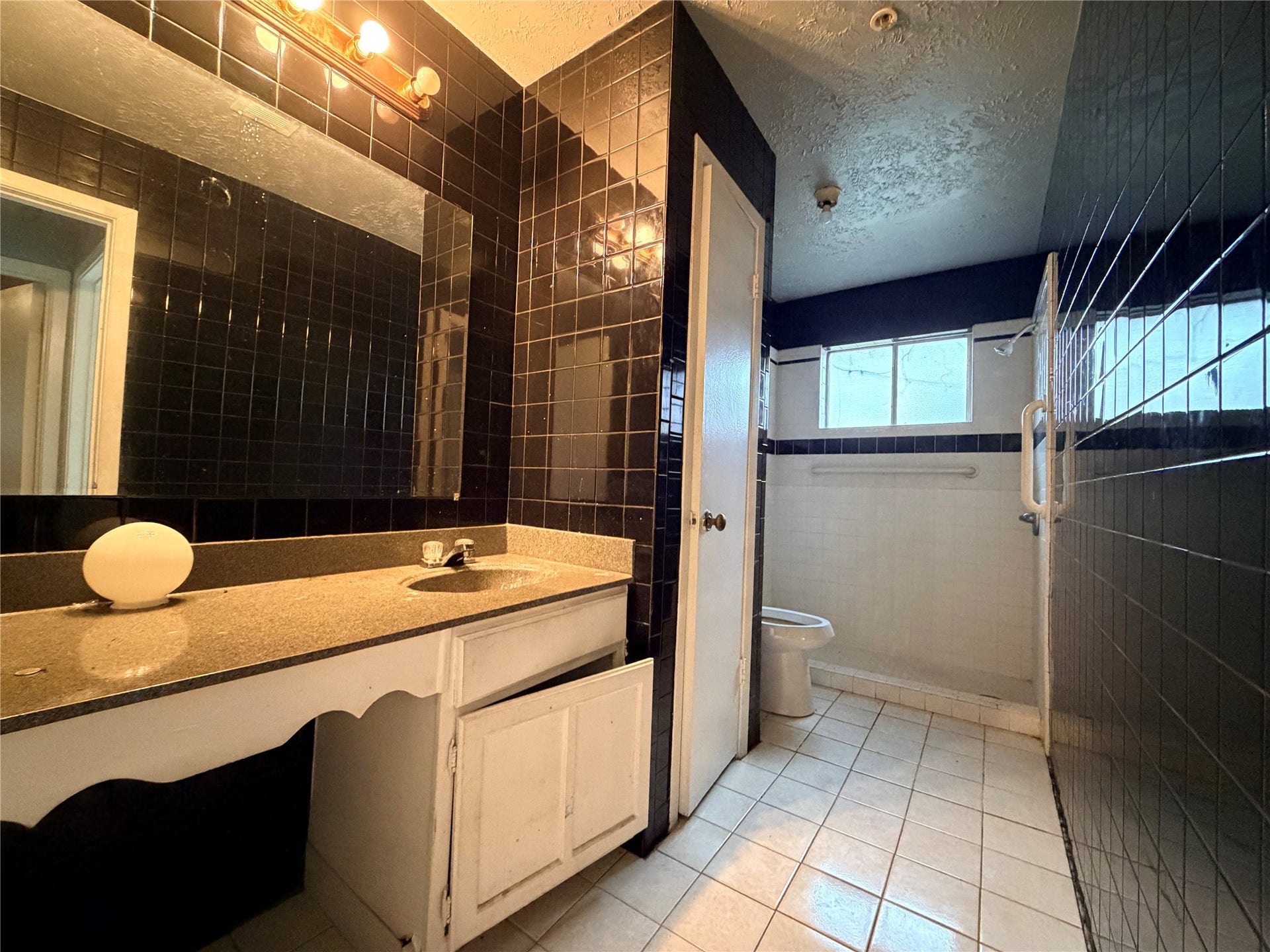 2731 Flintrock Circle, Houston, TX 77067
