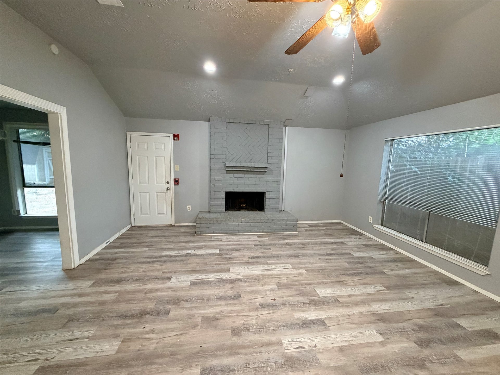 2731 Flintrock Circle, Houston, TX 77067