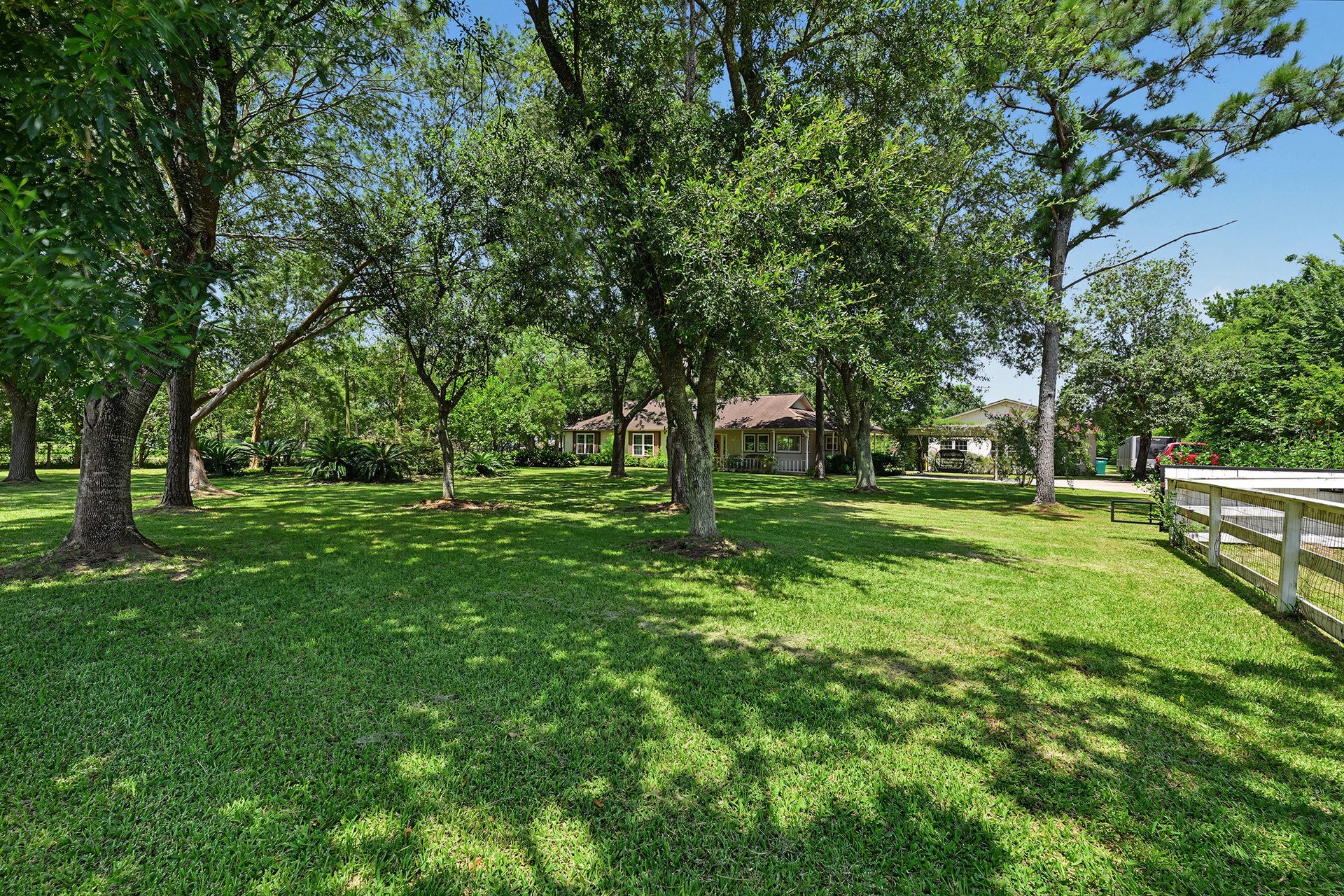 424 Middleton Street, Bacliff, TX 77518 424 Middleton Street, Bacliff, TX 77518