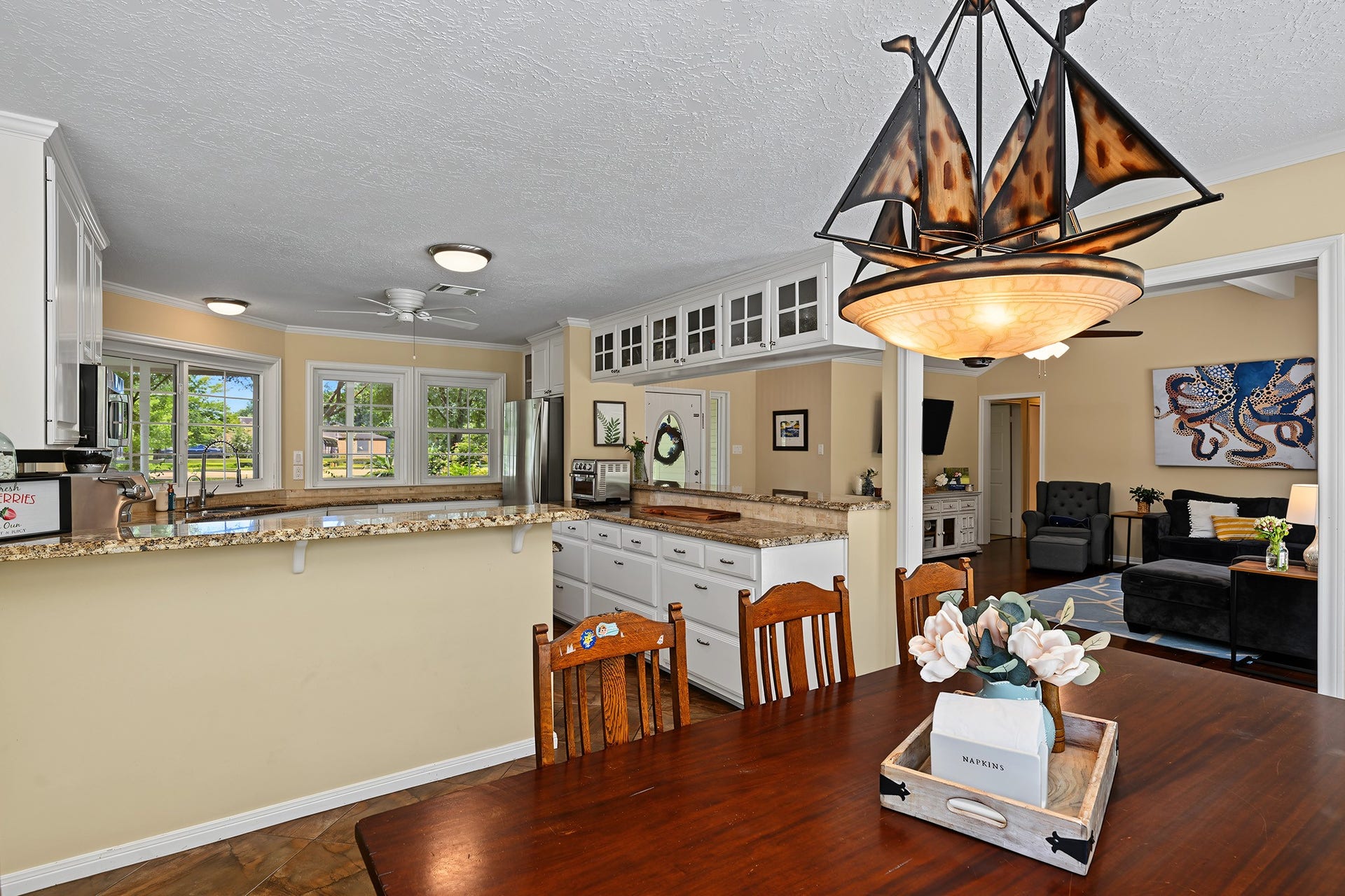 424 Middleton Street, Bacliff, TX 77518 424 Middleton Street, Bacliff, TX 77518