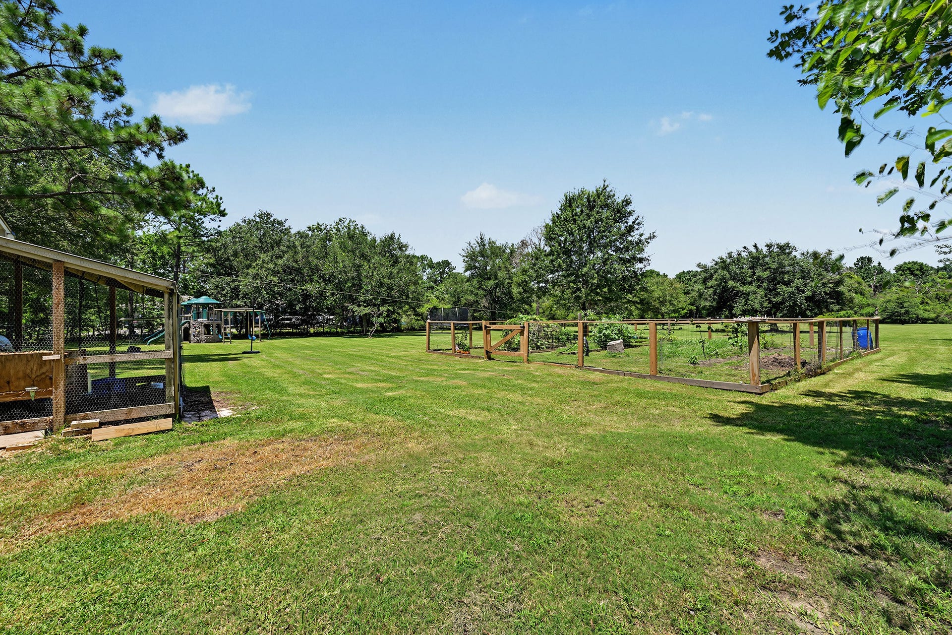424 Middleton Street, Bacliff, TX 77518 424 Middleton Street, Bacliff, TX 77518