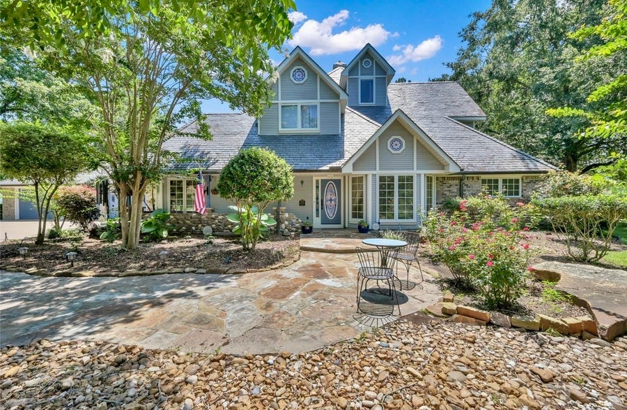 Property photo for 26414 Pin Oak Drive, Magnolia, TX
