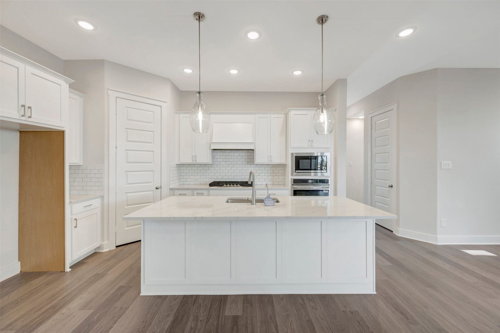 16734 Vibrant Avenue, Hockley, TX 77447 16734 Vibrant Avenue, Hockley, TX 77447