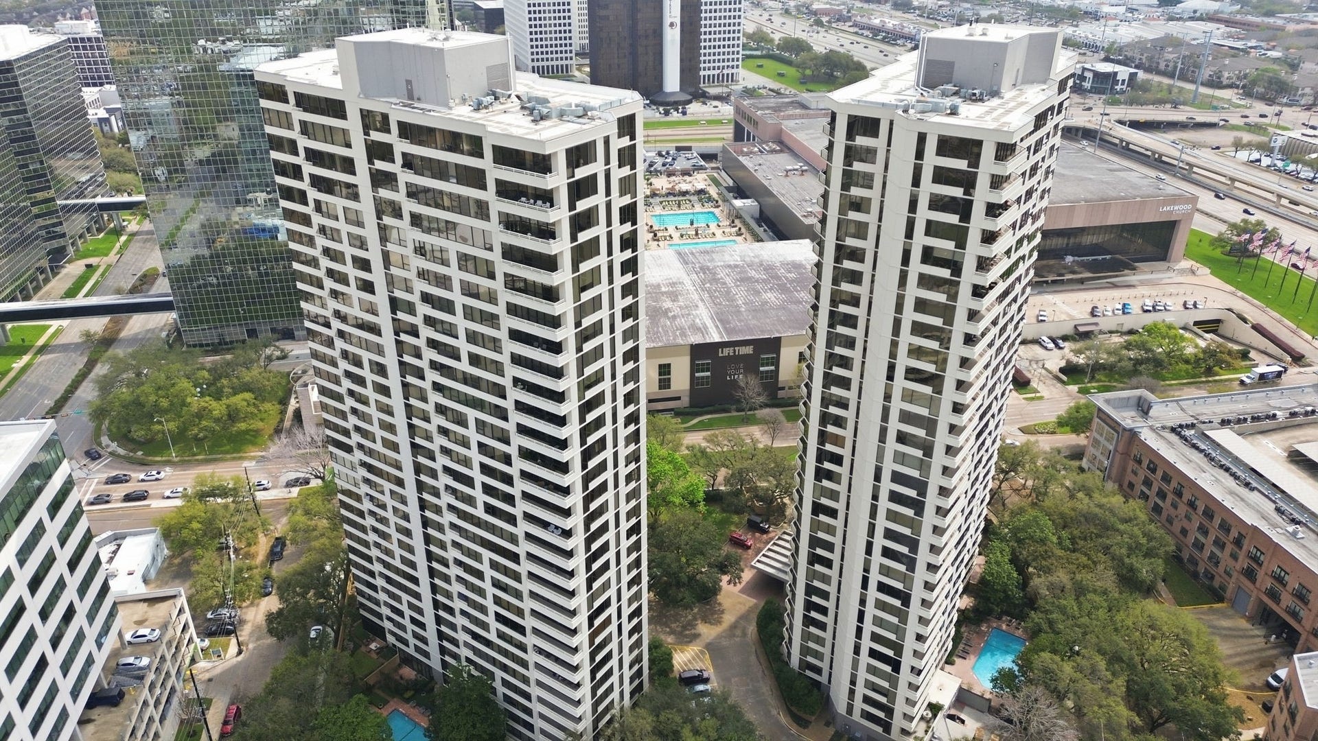 15 Greenway Plaza, #25J, Houston, TX 77046 15 Greenway Plaza, #25J, Houston, TX 77046