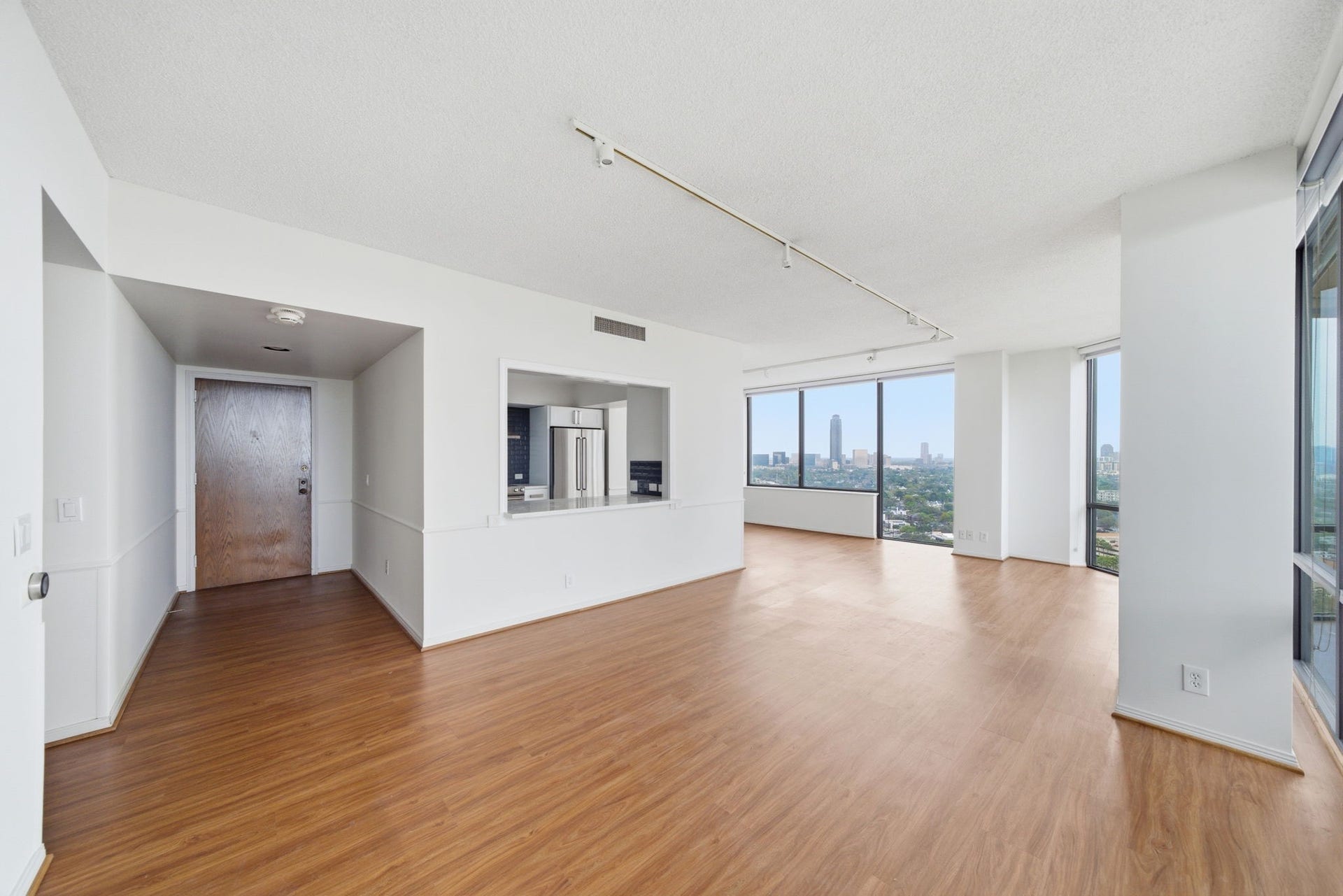 15 Greenway Plaza, #25J, Houston, TX 77046 15 Greenway Plaza, #25J, Houston, TX 77046