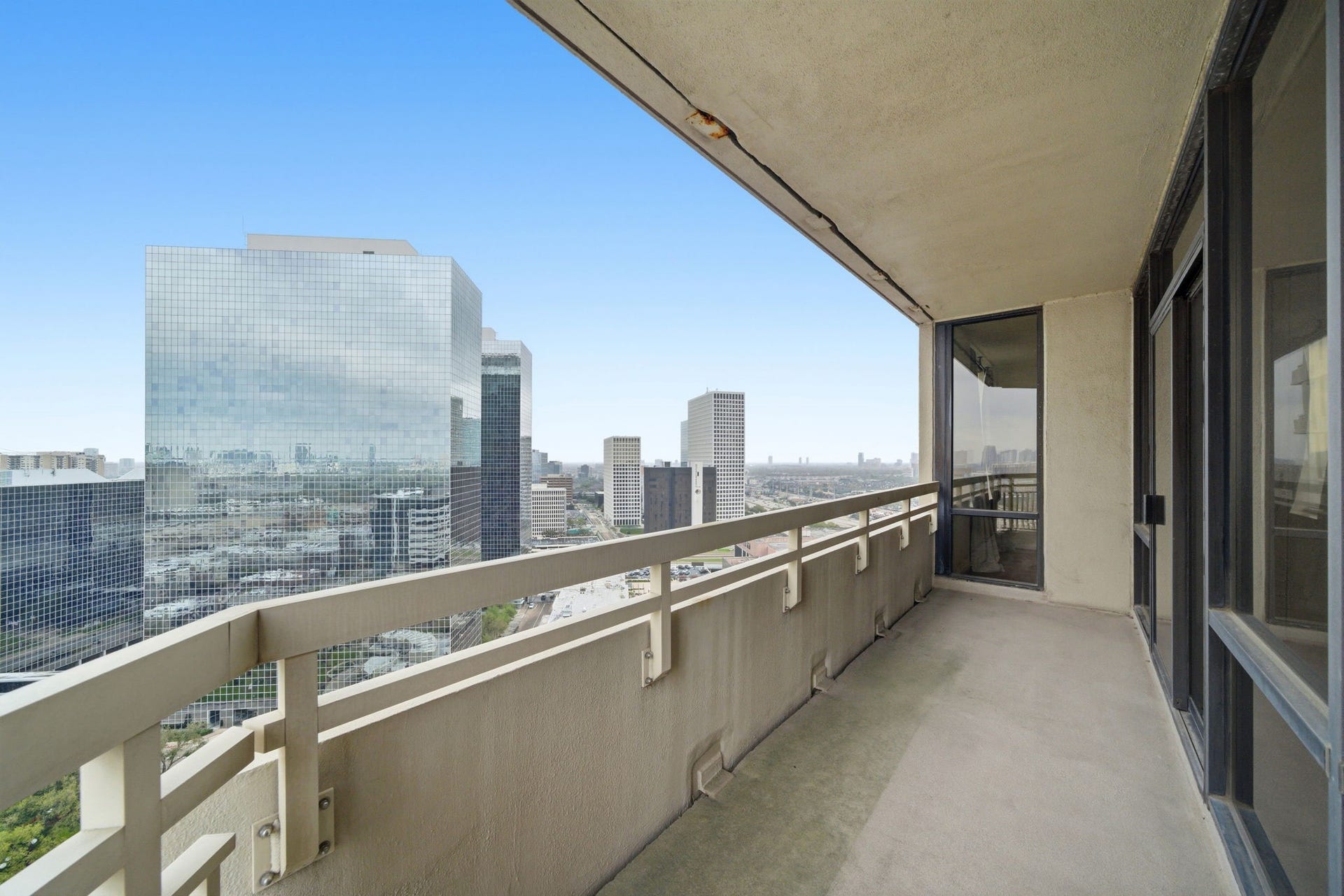 15 Greenway Plaza, #25J, Houston, TX 77046 15 Greenway Plaza, #25J, Houston, TX 77046