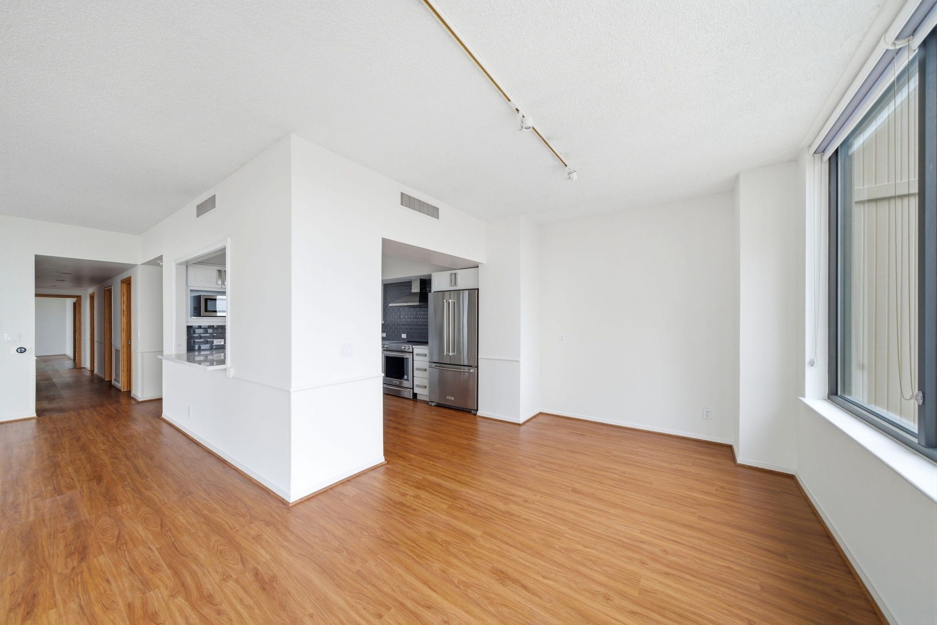 15 Greenway Plaza, #25J, Houston, TX 77046 15 Greenway Plaza, #25J, Houston, TX 77046
