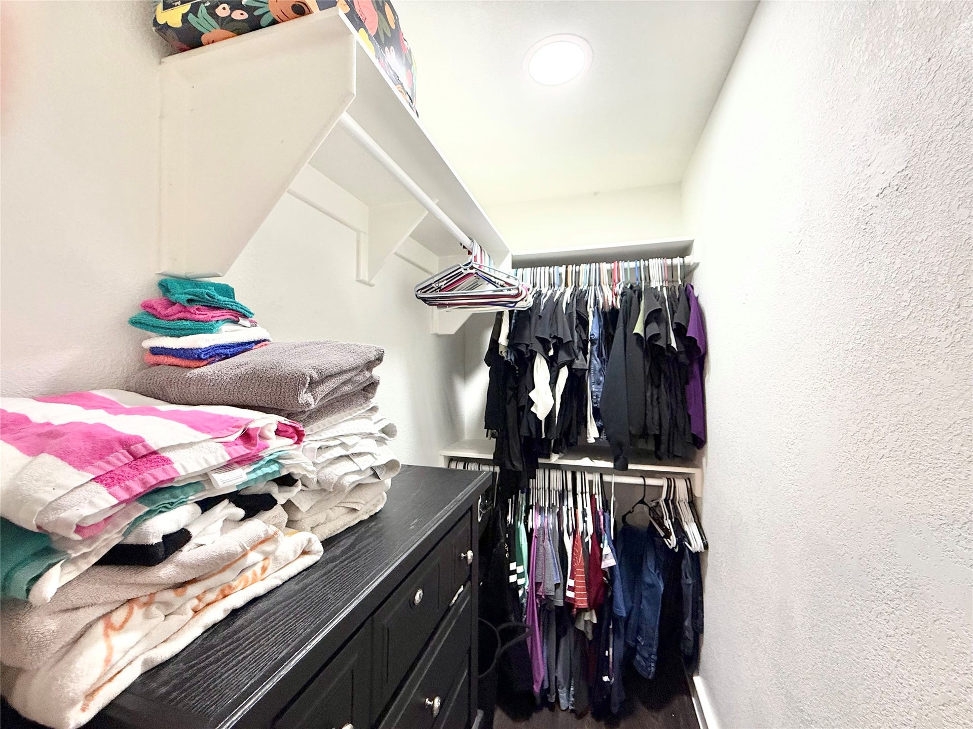 2133 Greenlee Lane, Dickinson, TX 77539 Large walk-In Closet