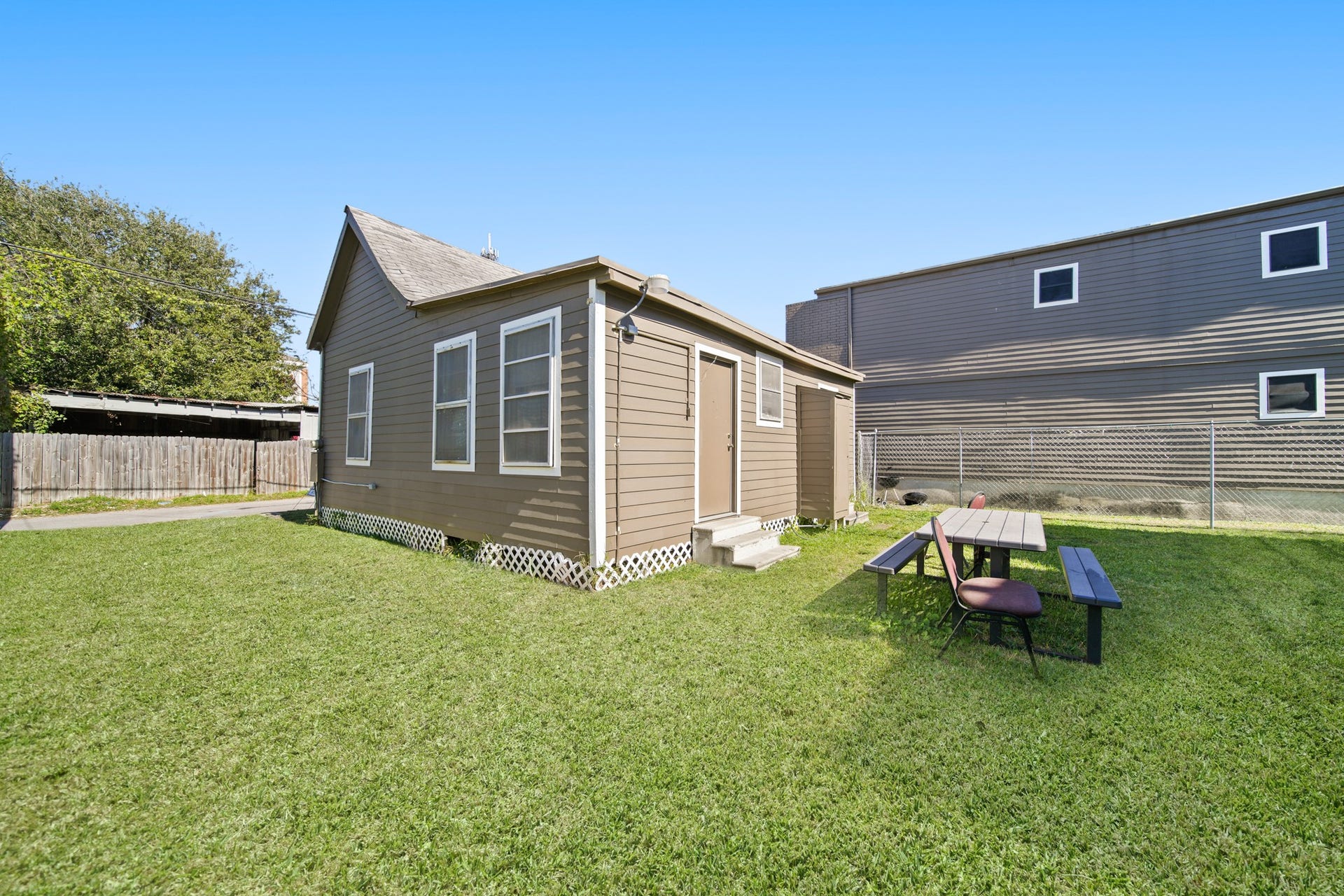 3414 Sealy Street, #UP, Galveston, TX 77550 3414 Sealy Street, #UP, Galveston, TX 77550