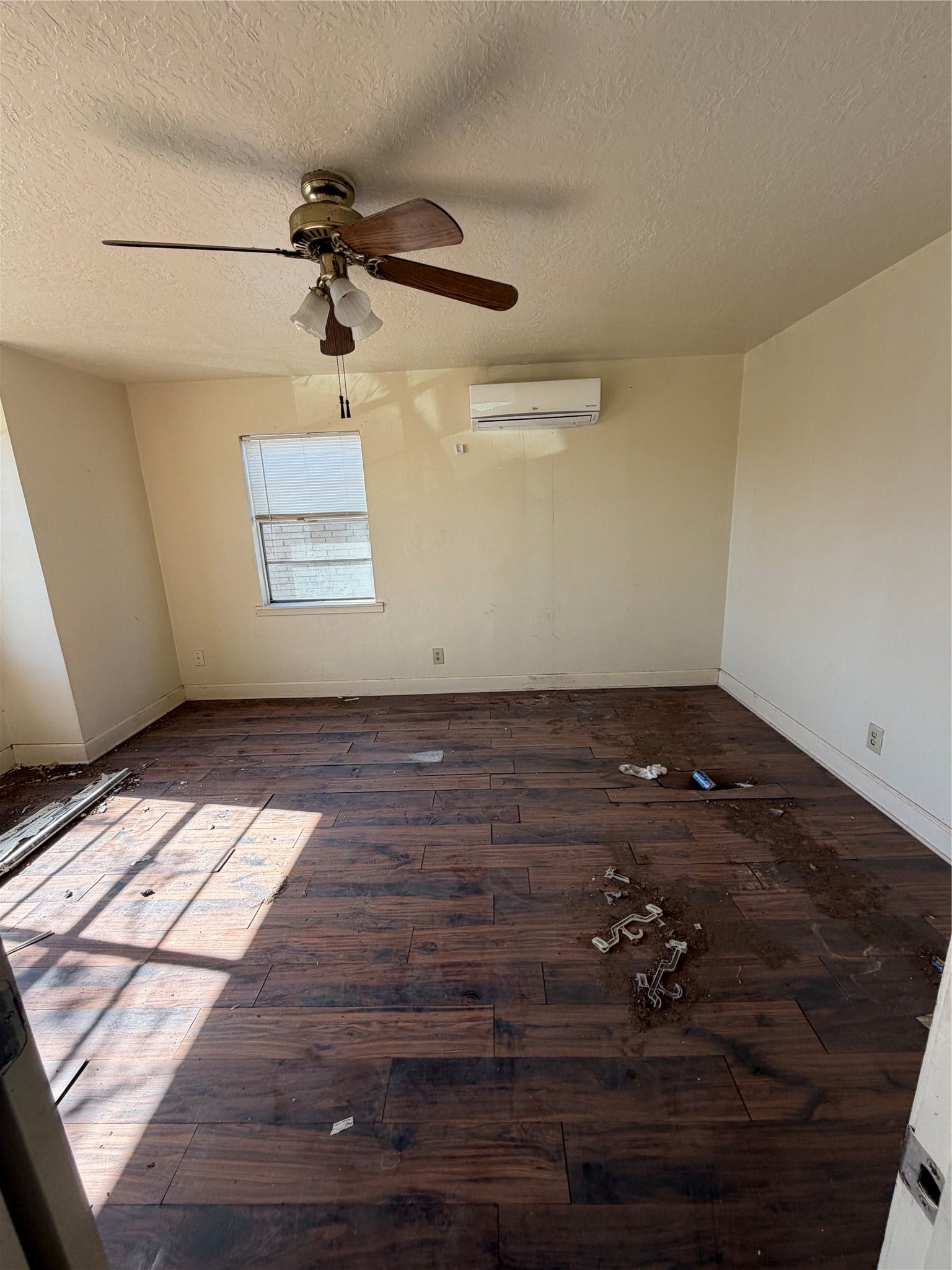 3414 Sealy Street, #UP, Galveston, TX 77550 3414 Sealy Street, #UP, Galveston, TX 77550