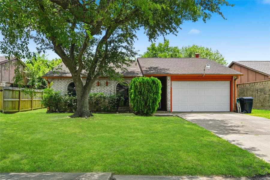Property photo for 4819 Court Rd, Houston, TX