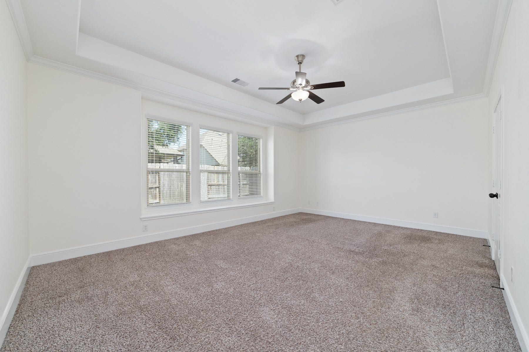11103 Dowbeck Avenue, Richmond, TX 77407 Primary Bedroom downstairs