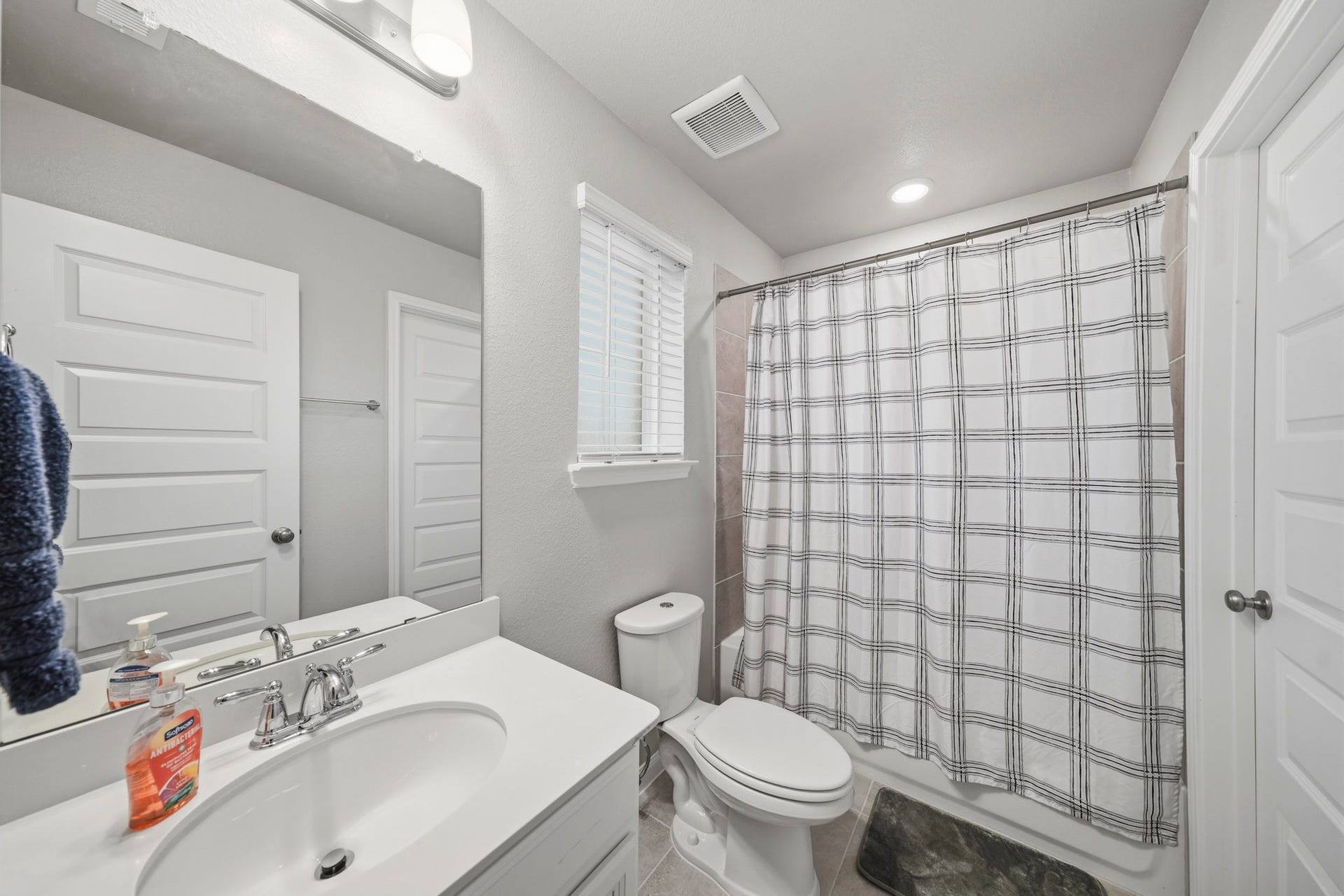 8007 Virginia Drive, Richmond, TX 77406