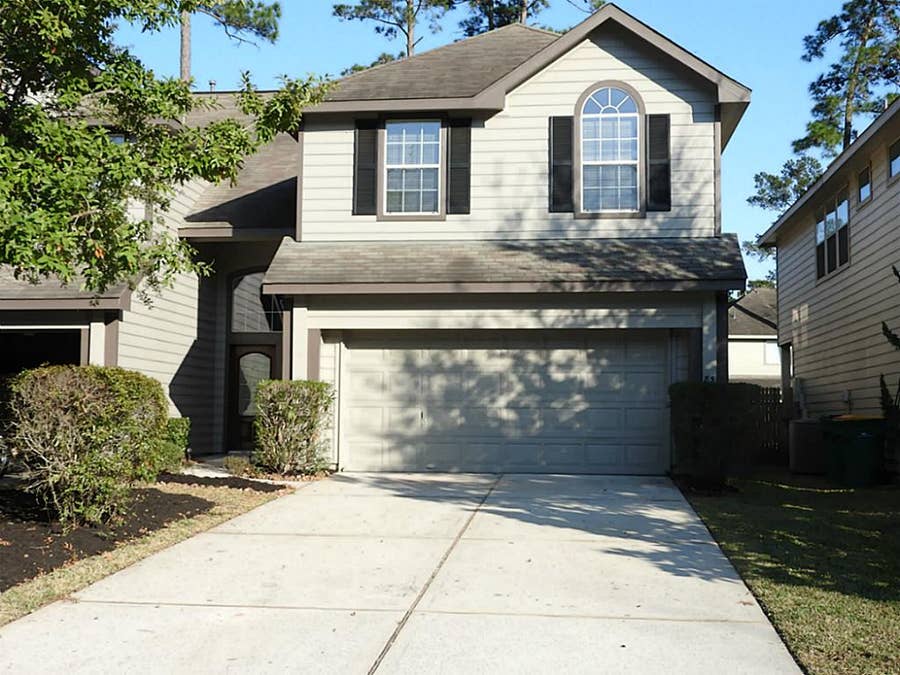 Property photo for 83 W Twinvale Loop, The Woodlands, TX